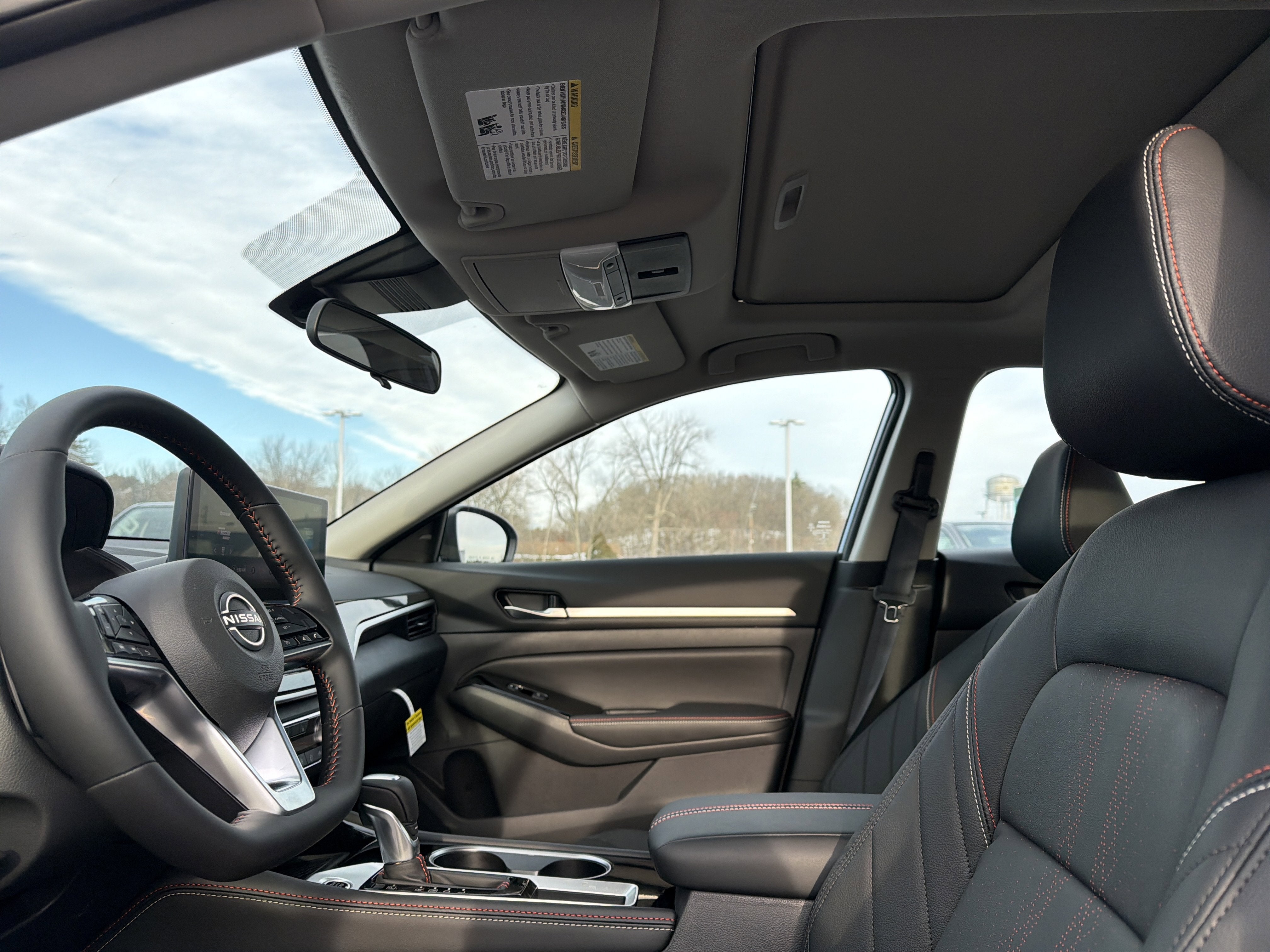 2025 Nissan Altima SR