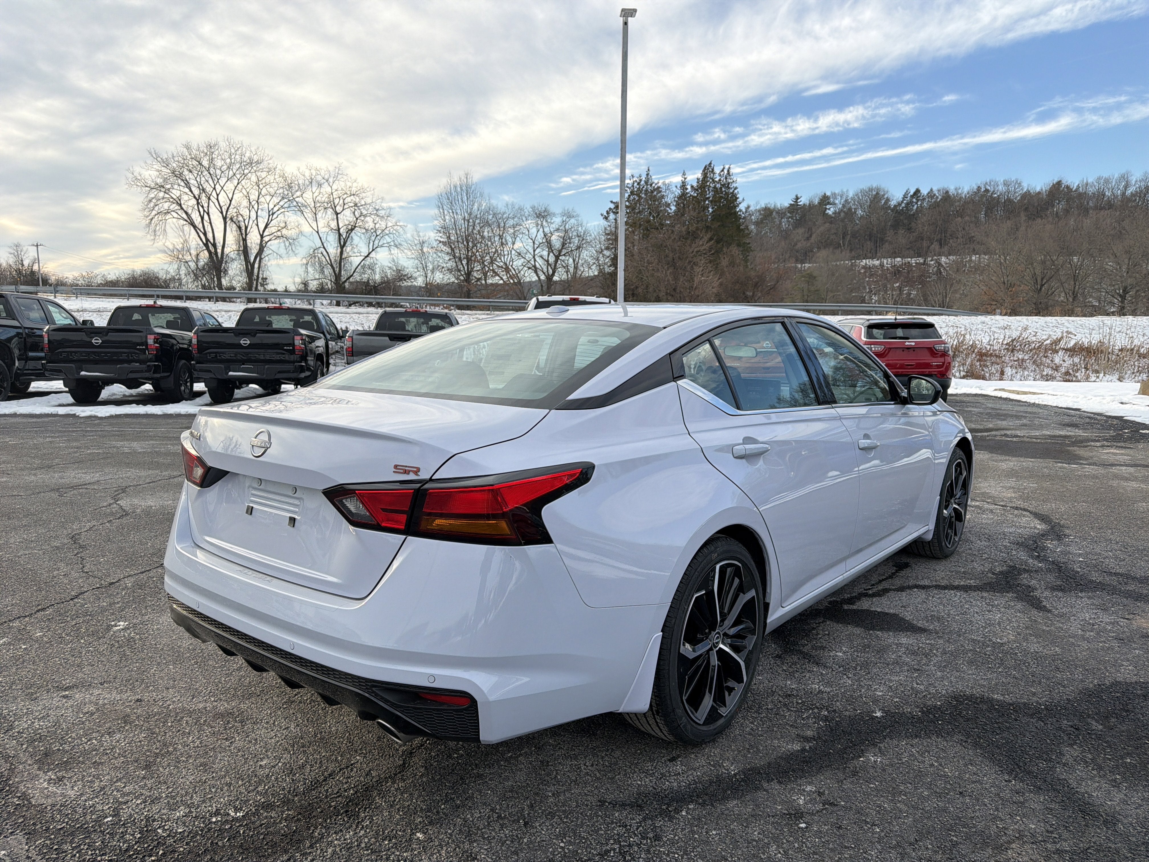 2025 Nissan Altima SR