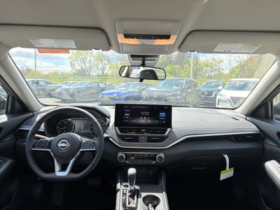 2026 Nissan Altima SR