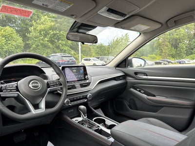 2025 Nissan Altima SR