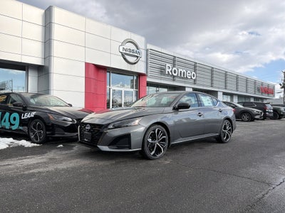 2025 Nissan Altima SR