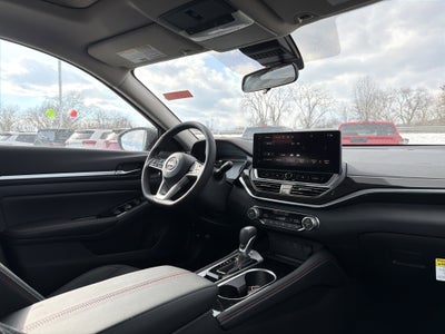 2025 Nissan Altima SR