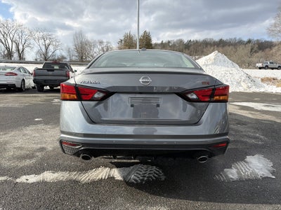 2025 Nissan Altima SR