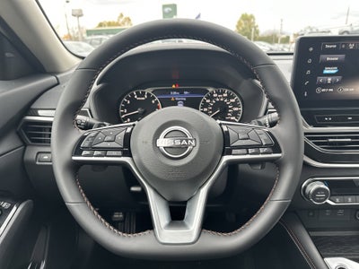 2025 Nissan Altima SR