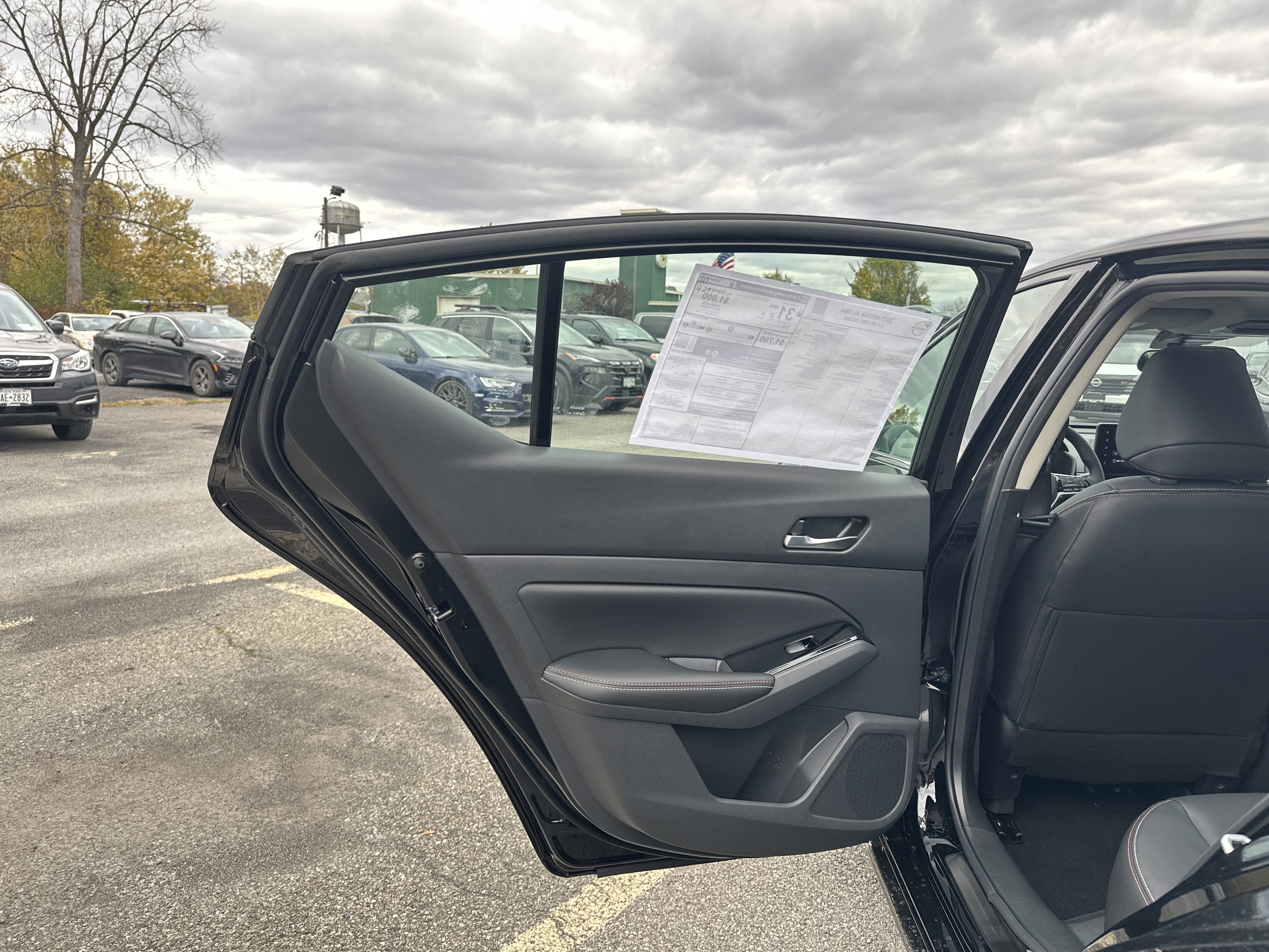 2025 Nissan Altima SR