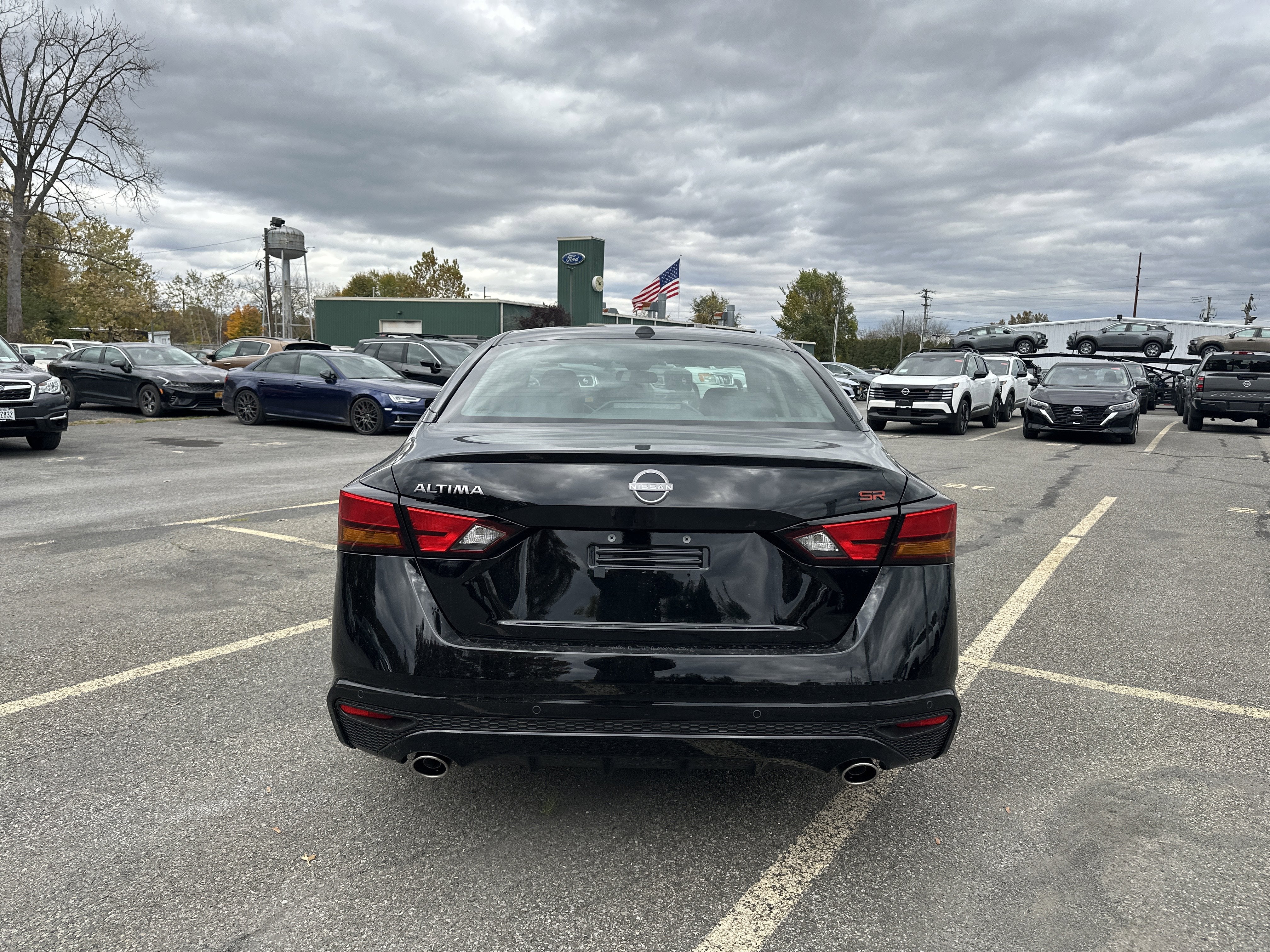 2025 Nissan Altima SR