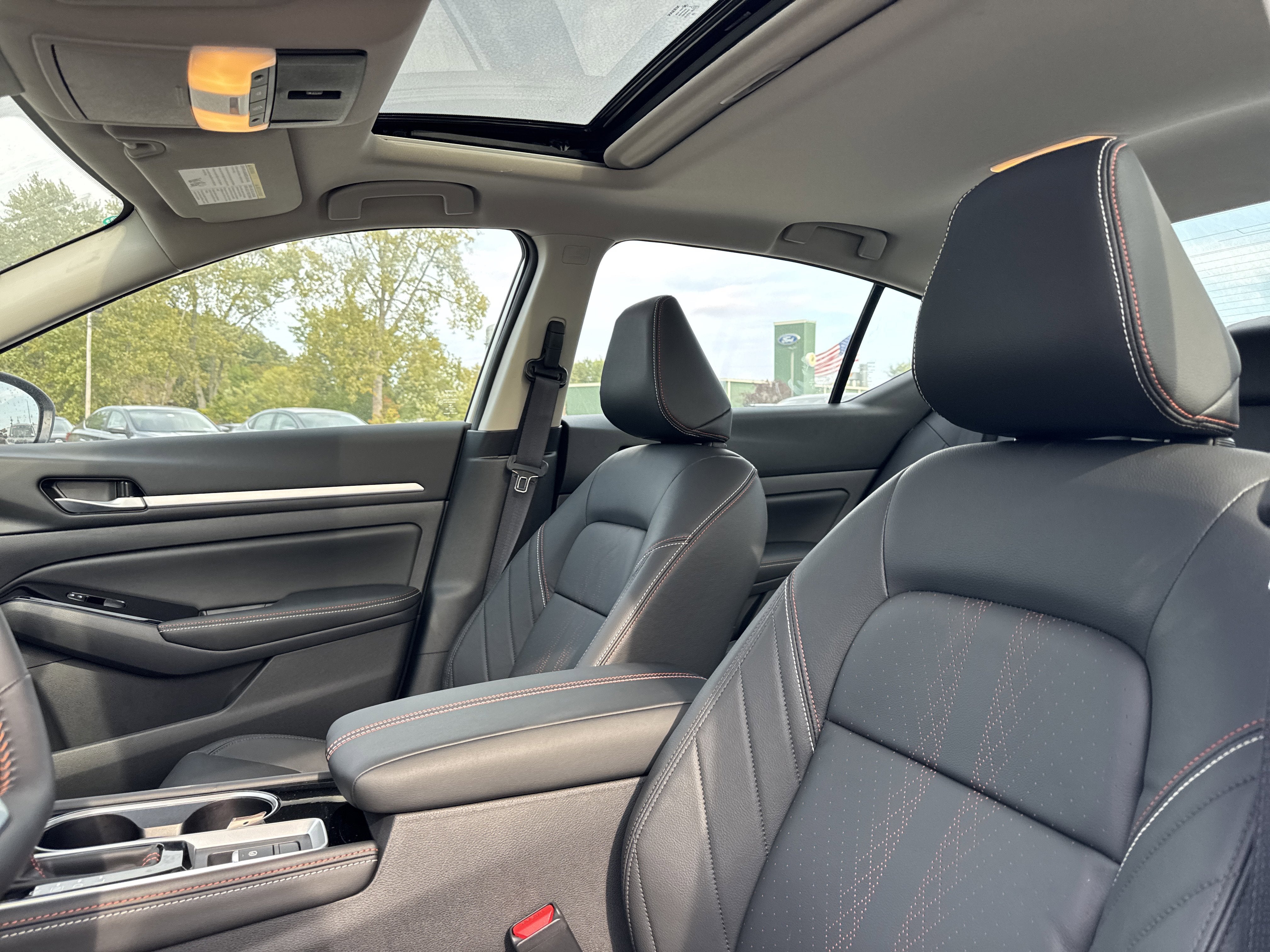 2025 Nissan Altima SR