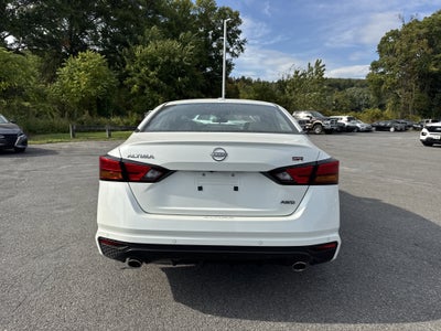 2025 Nissan Altima SR