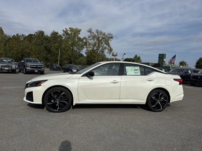 2025 Nissan Altima SR