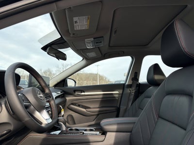 2025 Nissan Altima SR