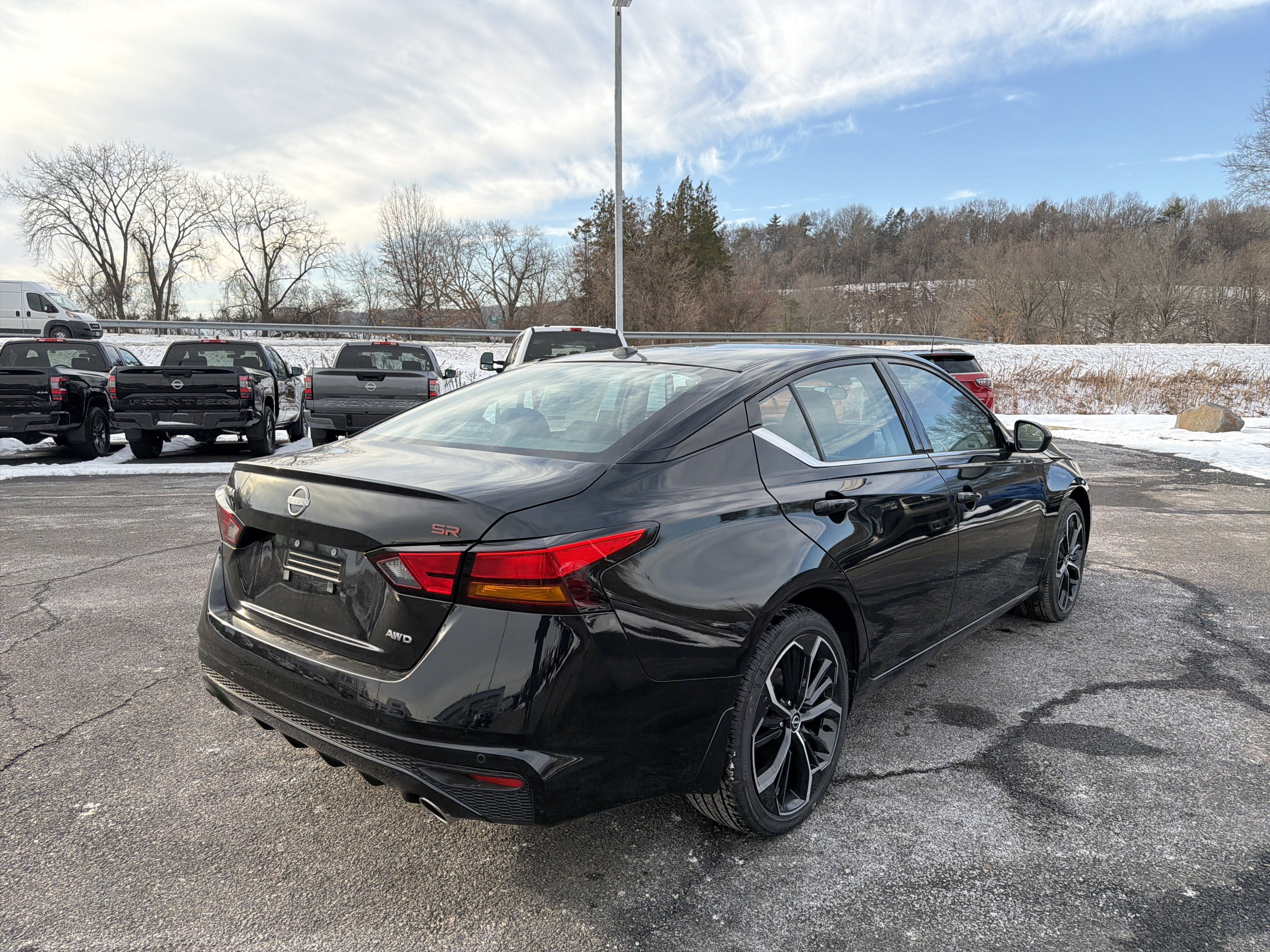 2025 Nissan Altima SR