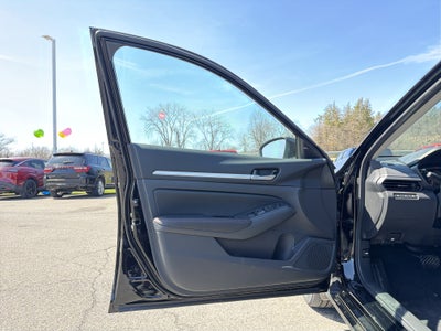 2026 Nissan Altima SR