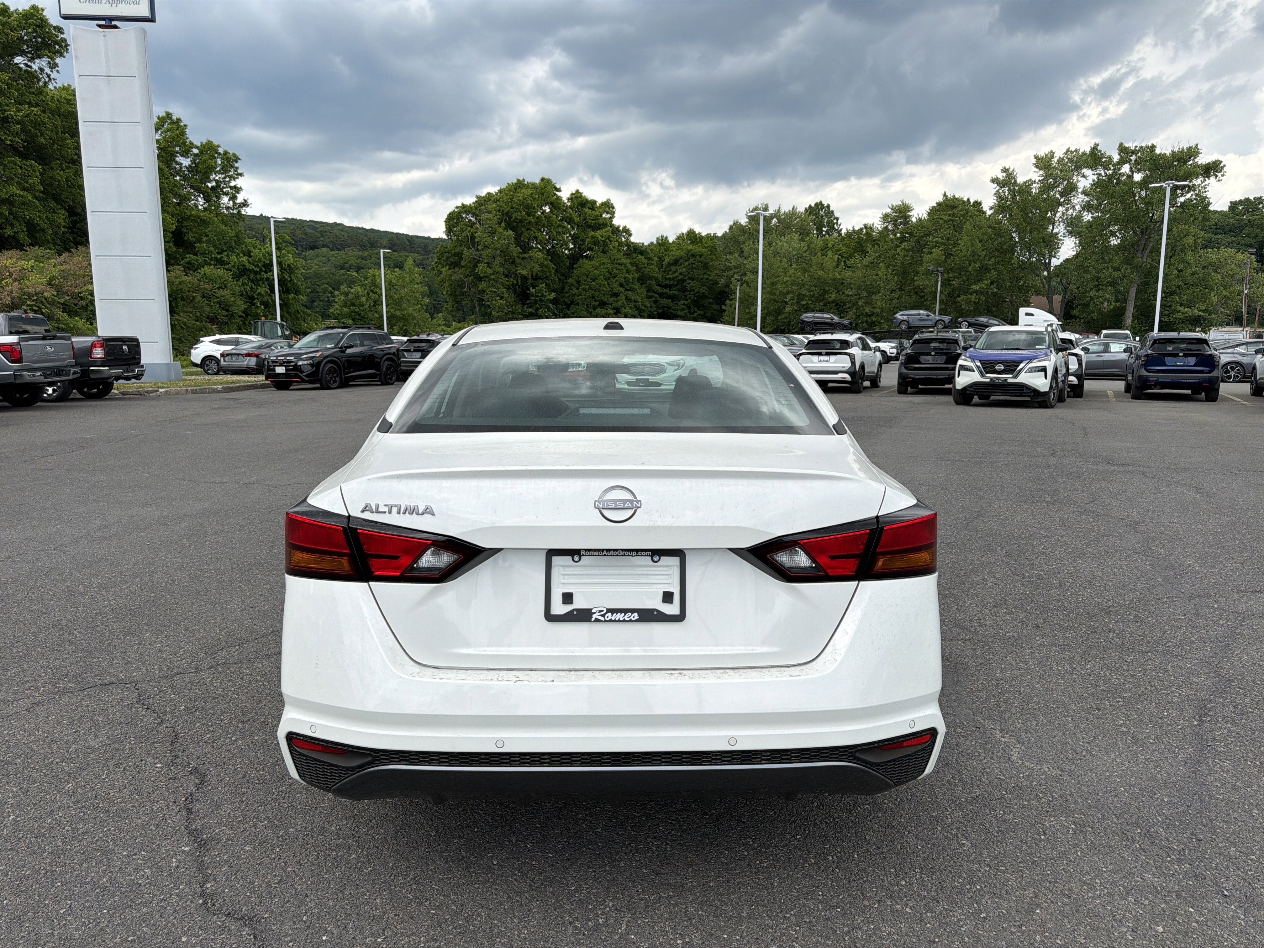 2026 Nissan Altima SV