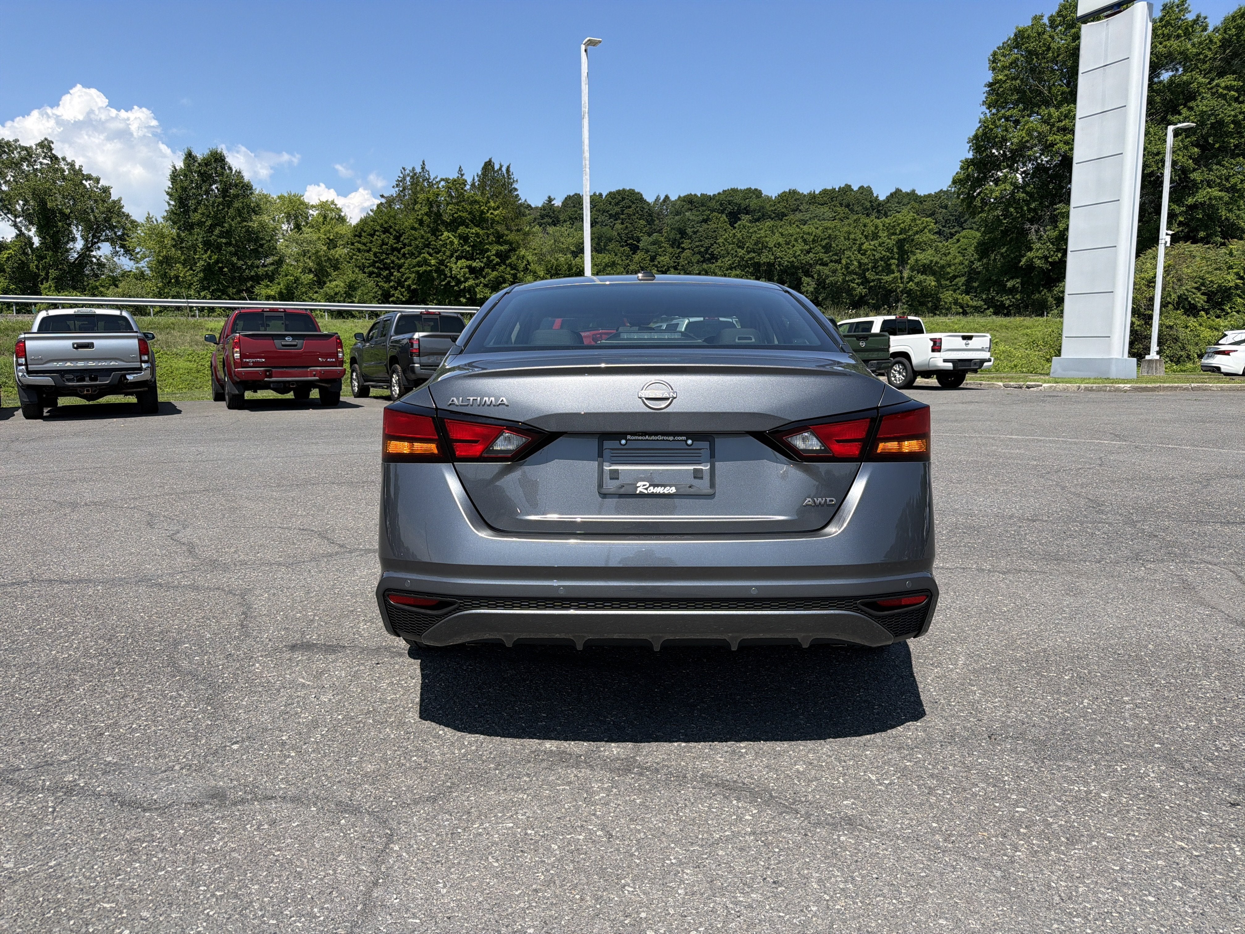2026 Nissan Altima SV