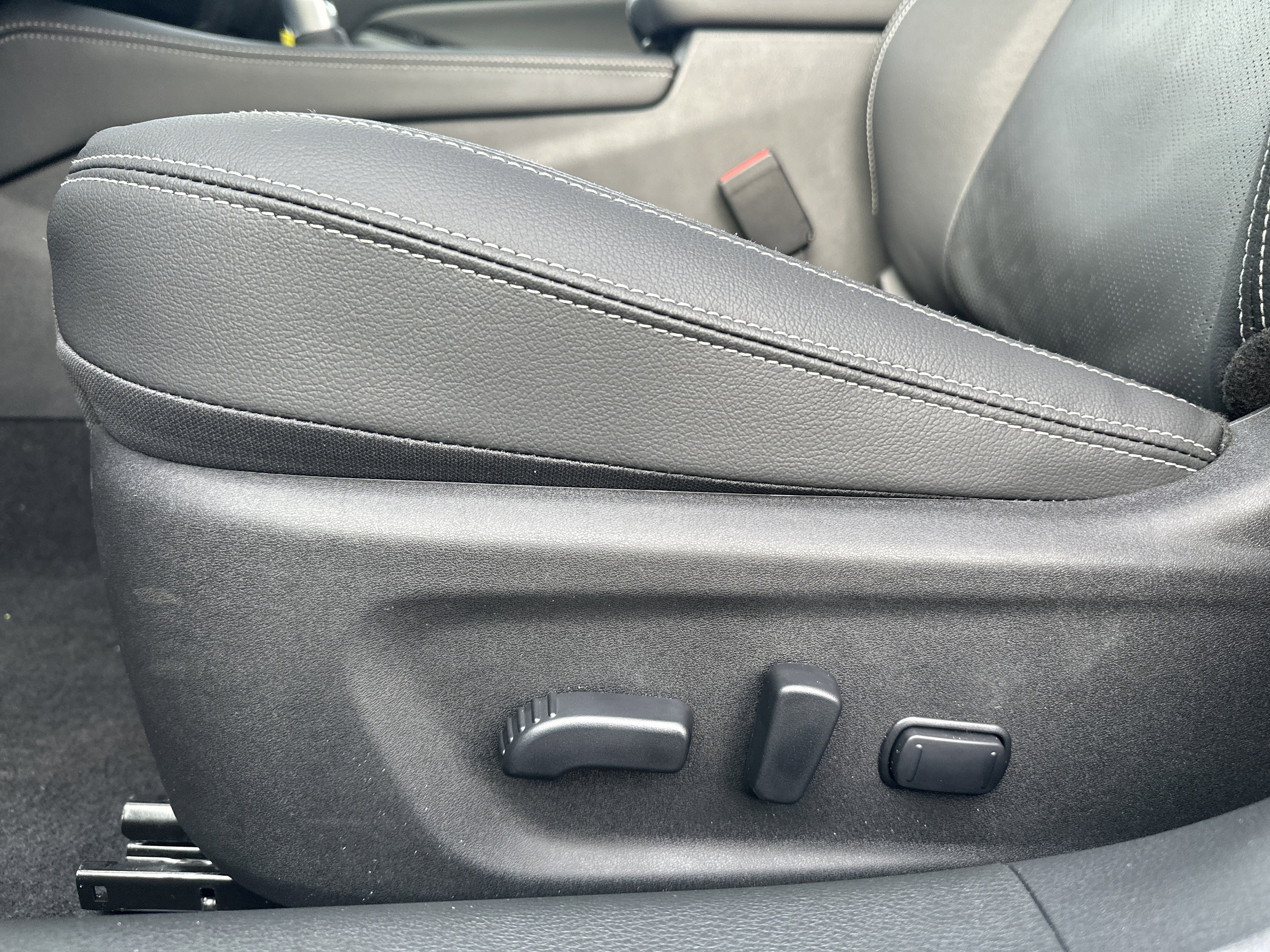 2025 Nissan Altima SL