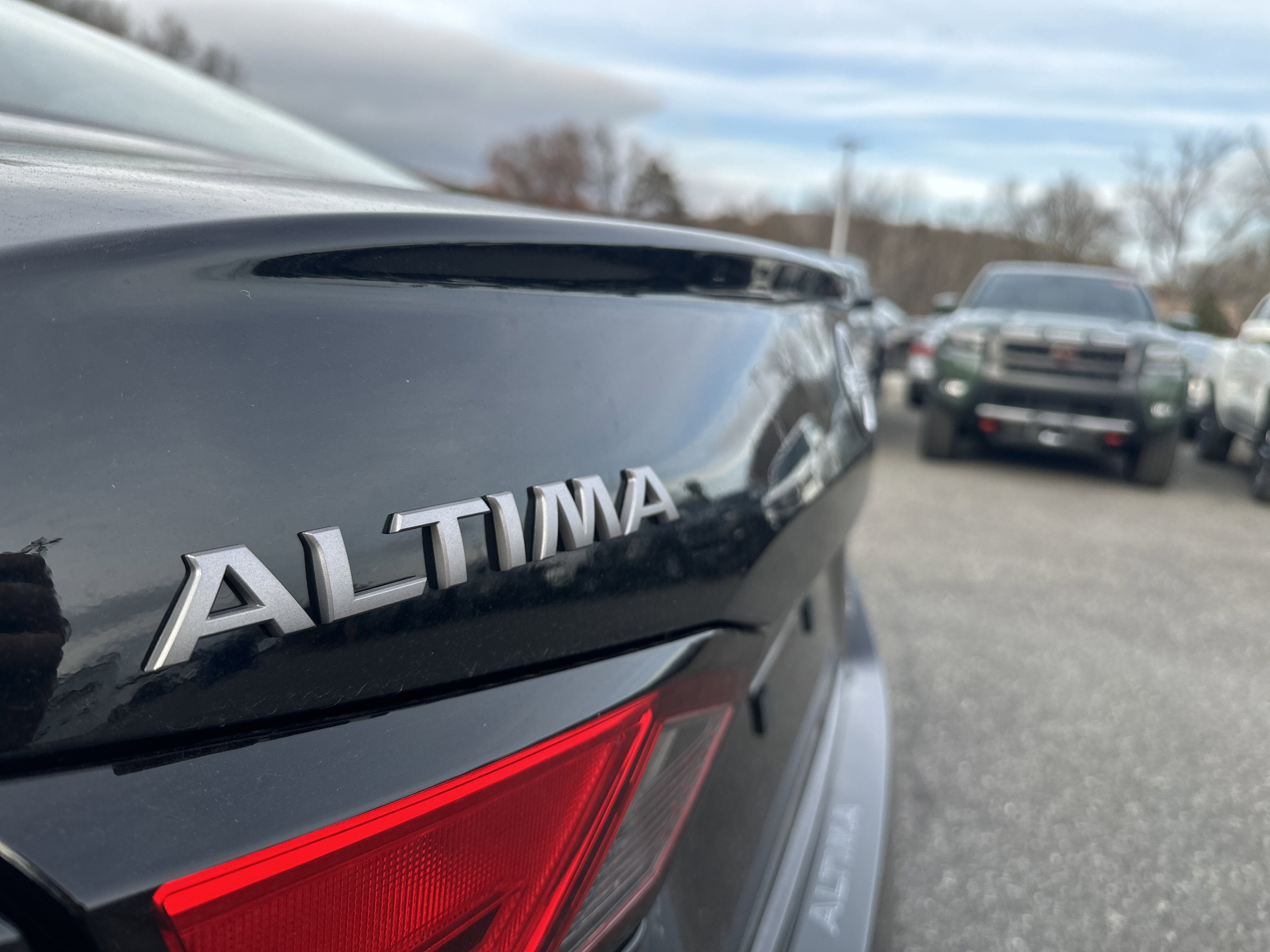 2025 Nissan Altima SL