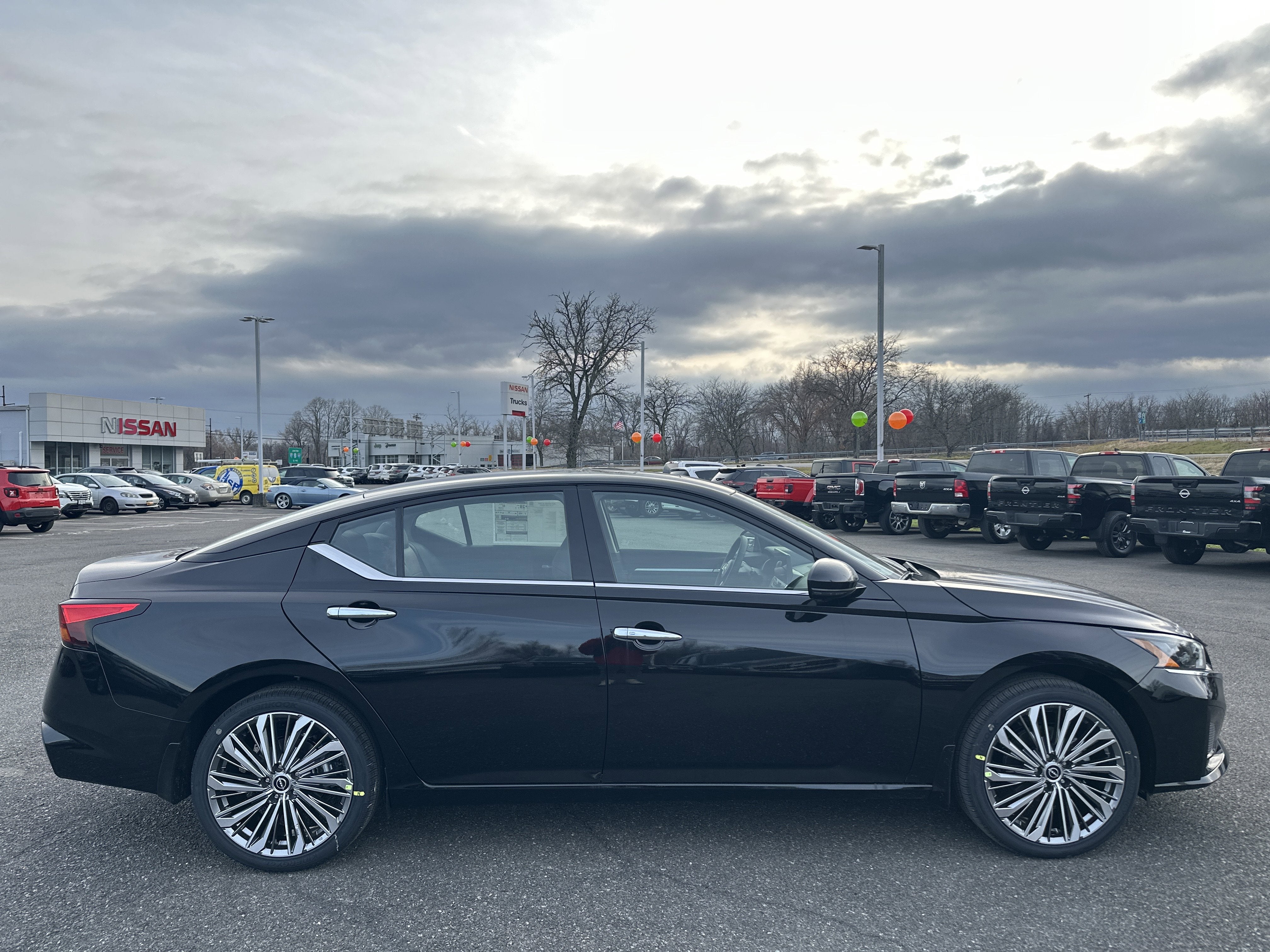 2025 Nissan Altima SL