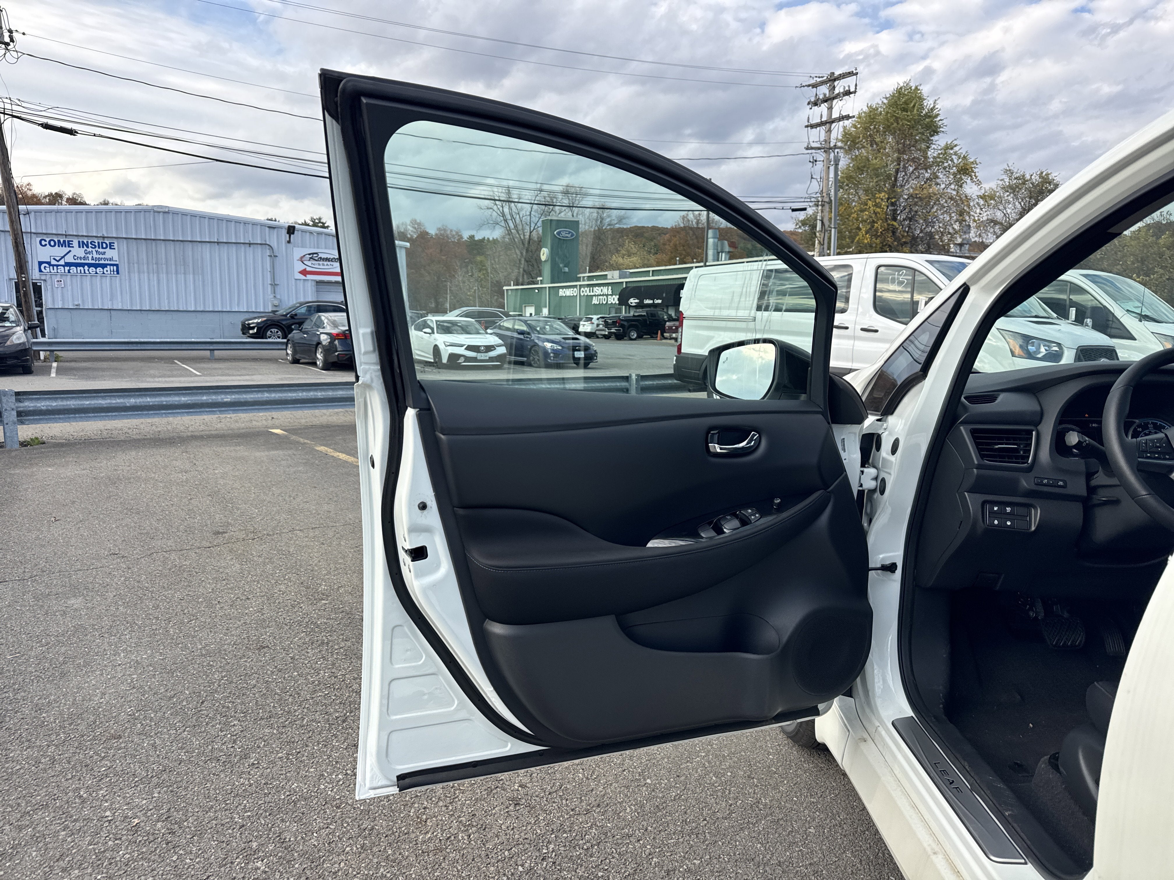 2025 Nissan LEAF SV PLUS