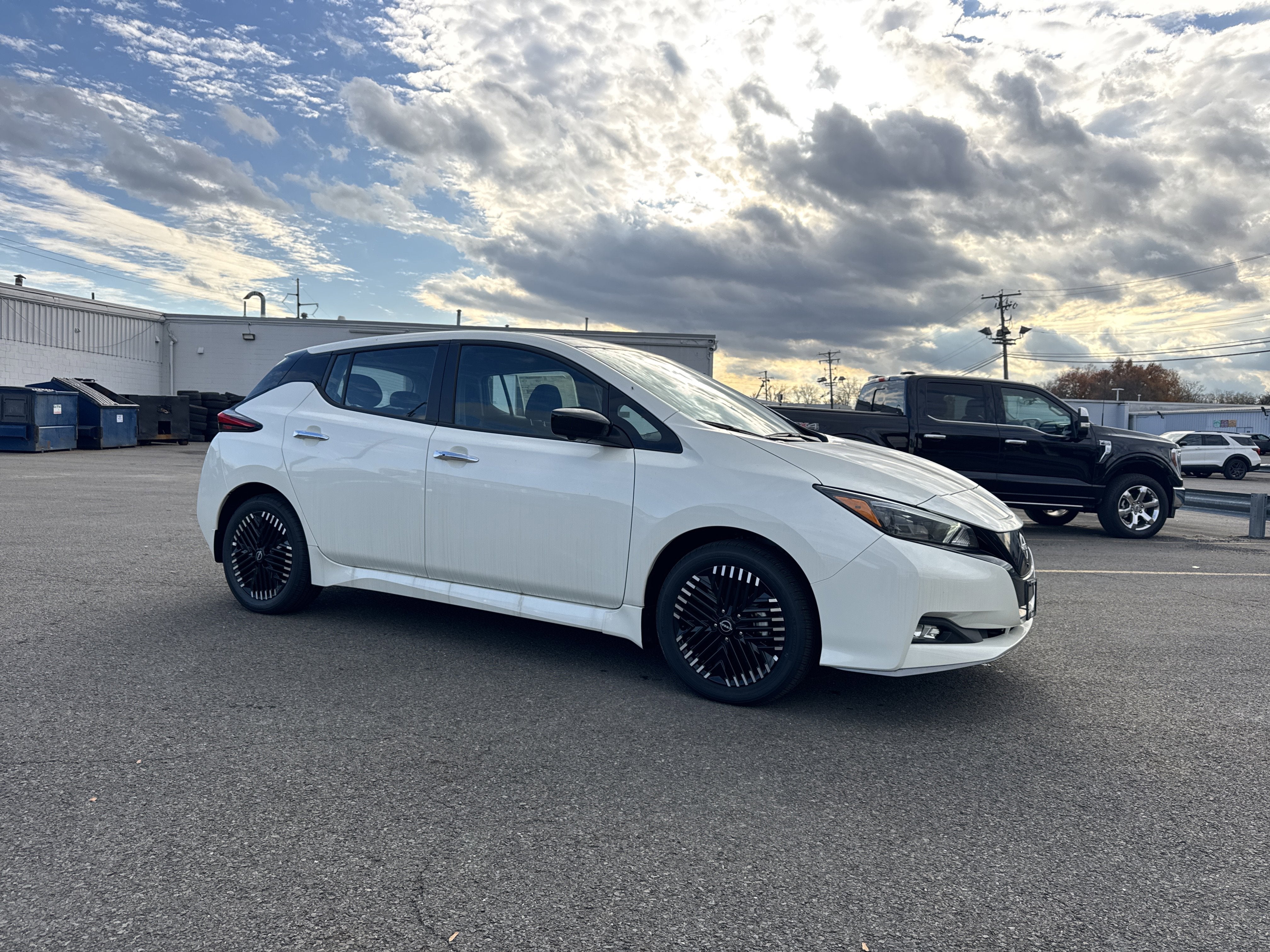 2025 Nissan LEAF SV PLUS