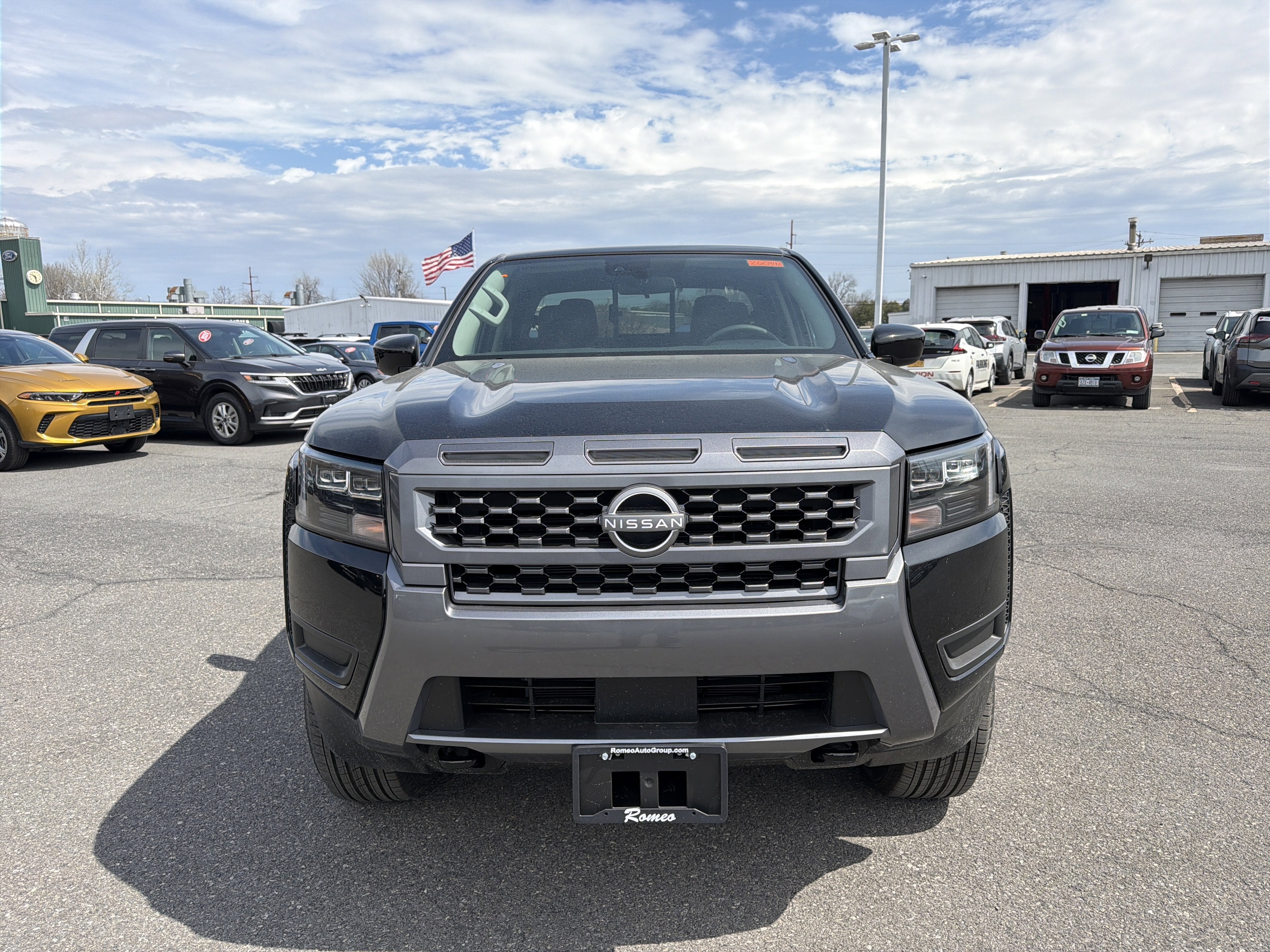 2026 Nissan Frontier SV