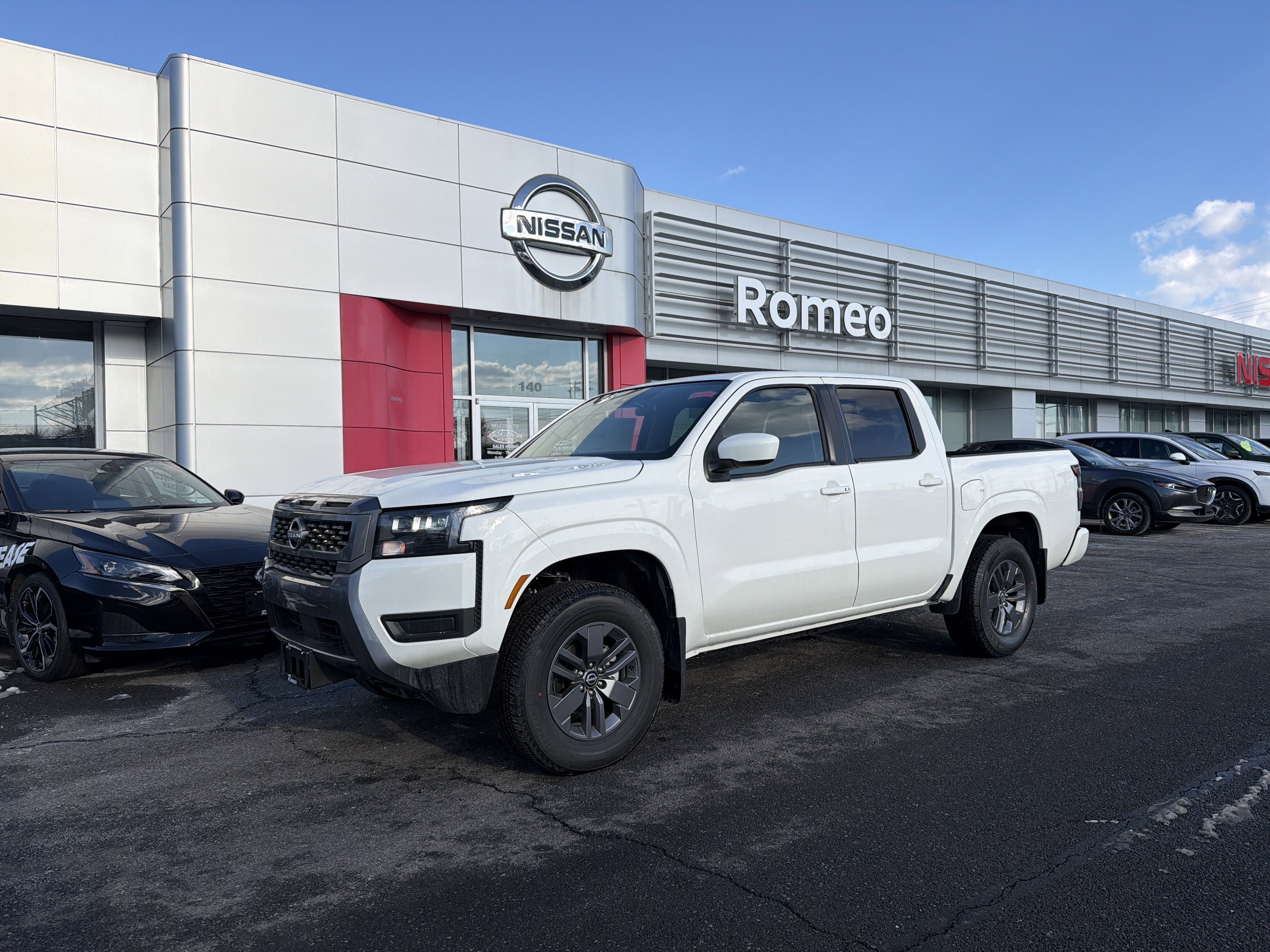 2026 Nissan Frontier SV