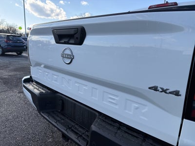 2026 Nissan Frontier SV