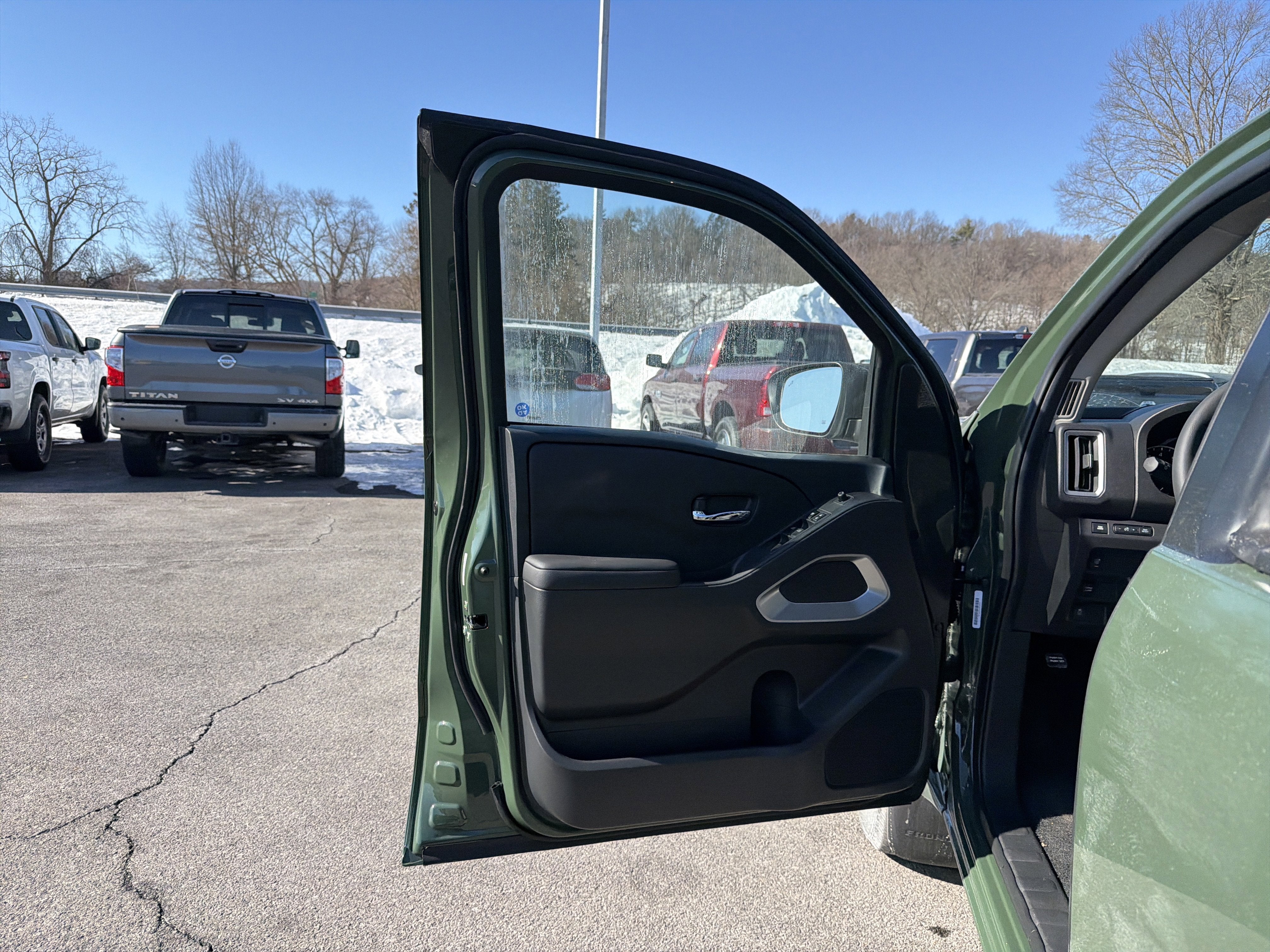 2026 Nissan Frontier SV