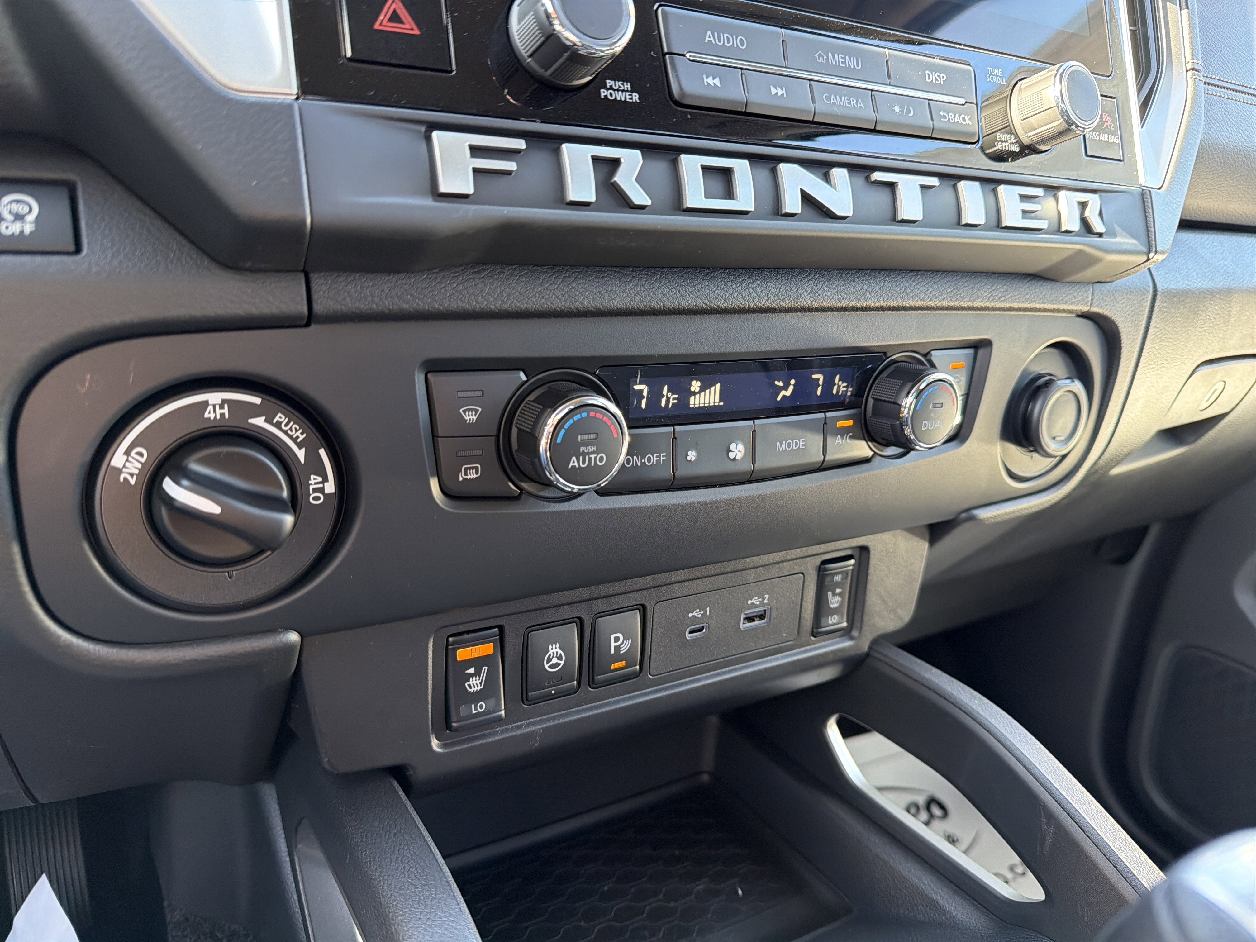 2026 Nissan Frontier SV