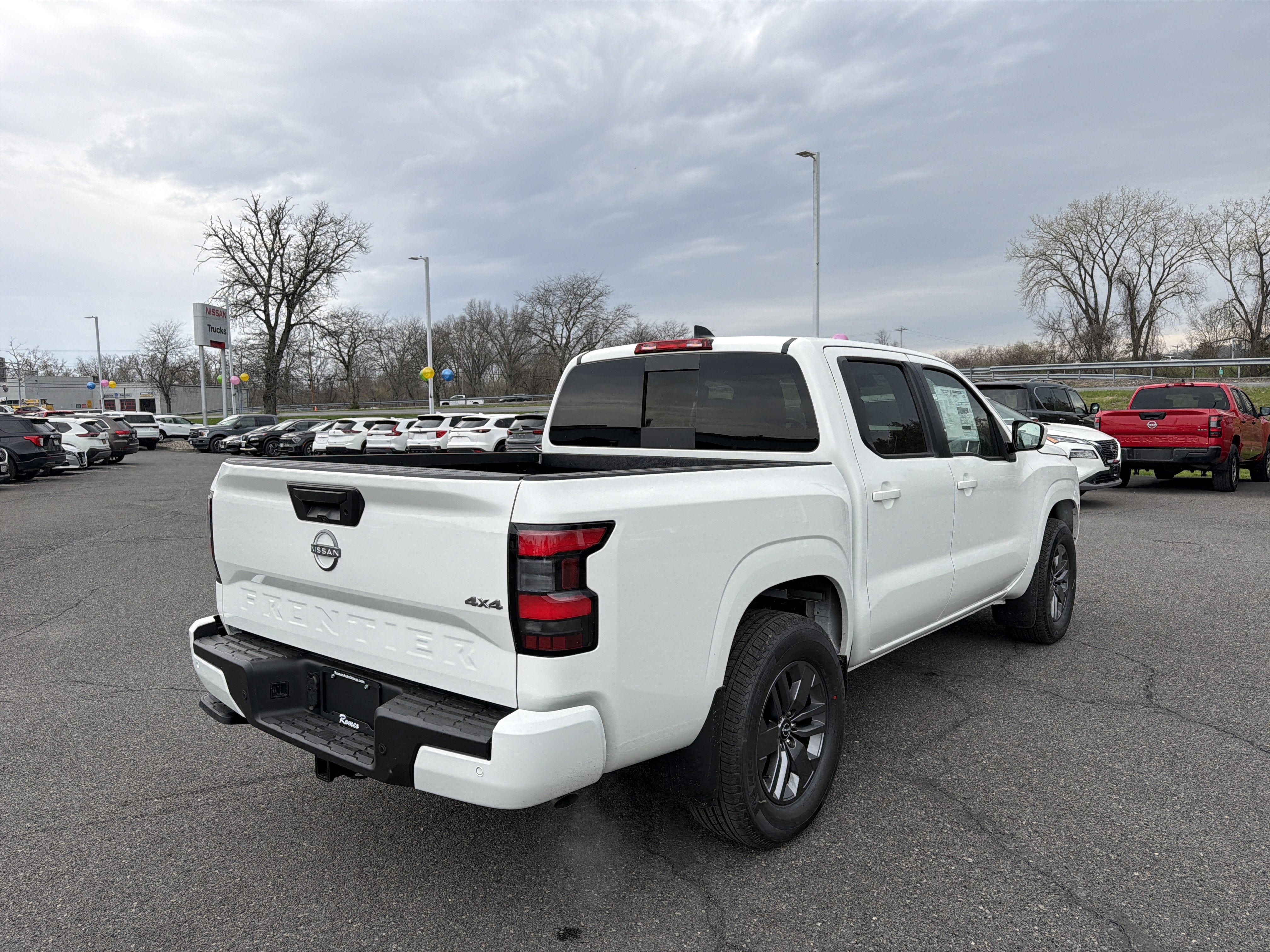 2026 Nissan Frontier SV