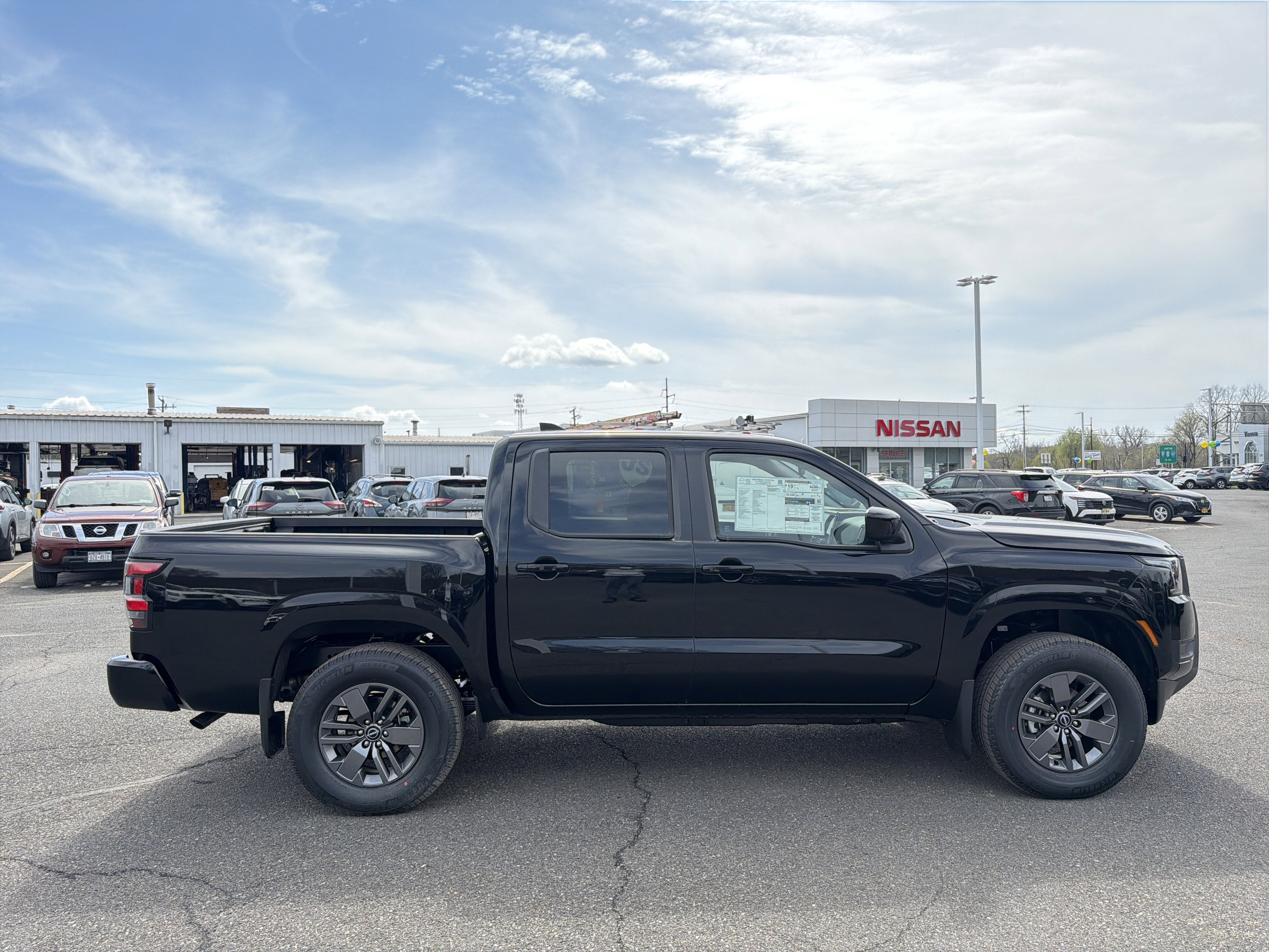 2026 Nissan Frontier SV