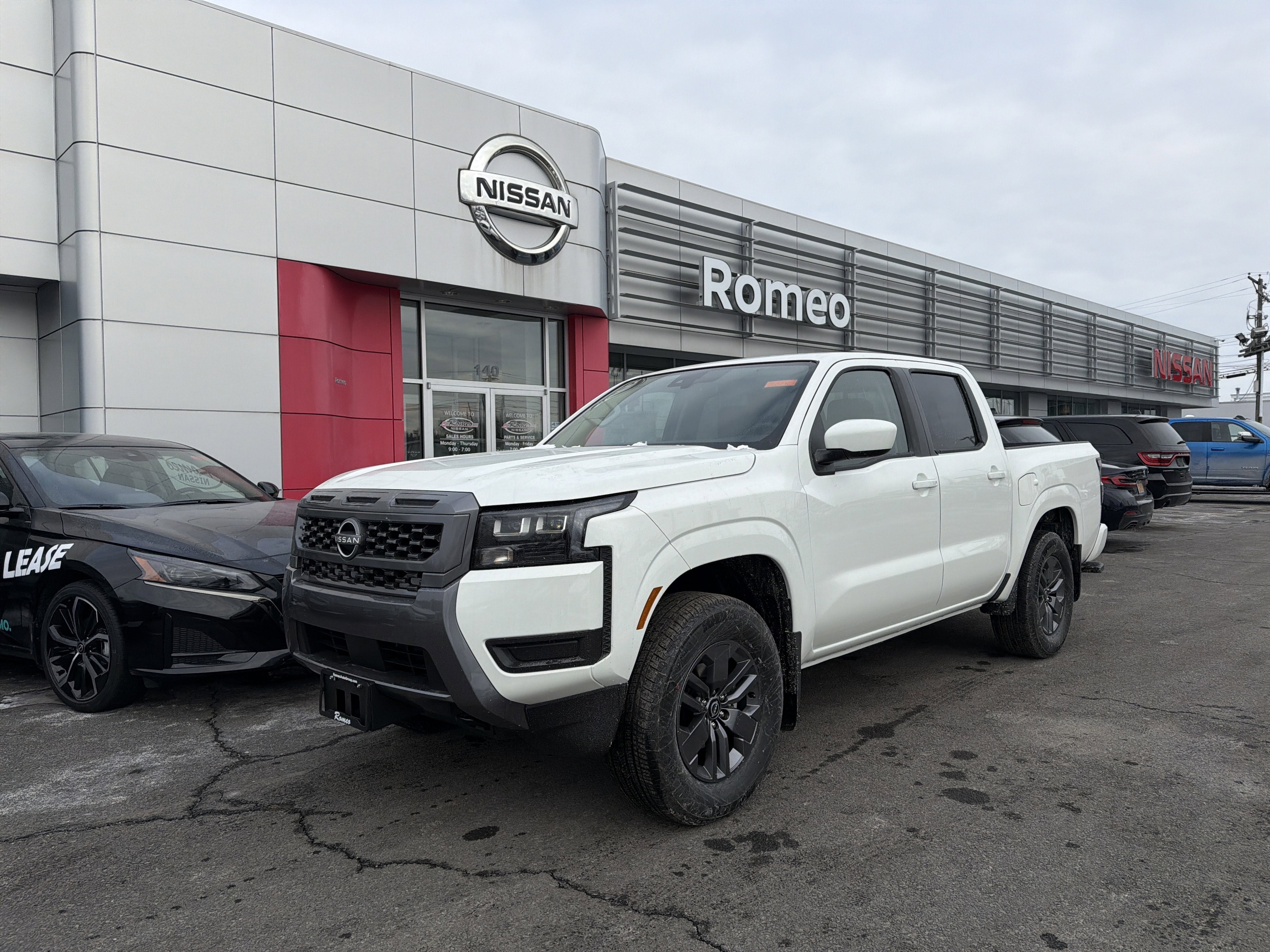 2026 Nissan Frontier SV