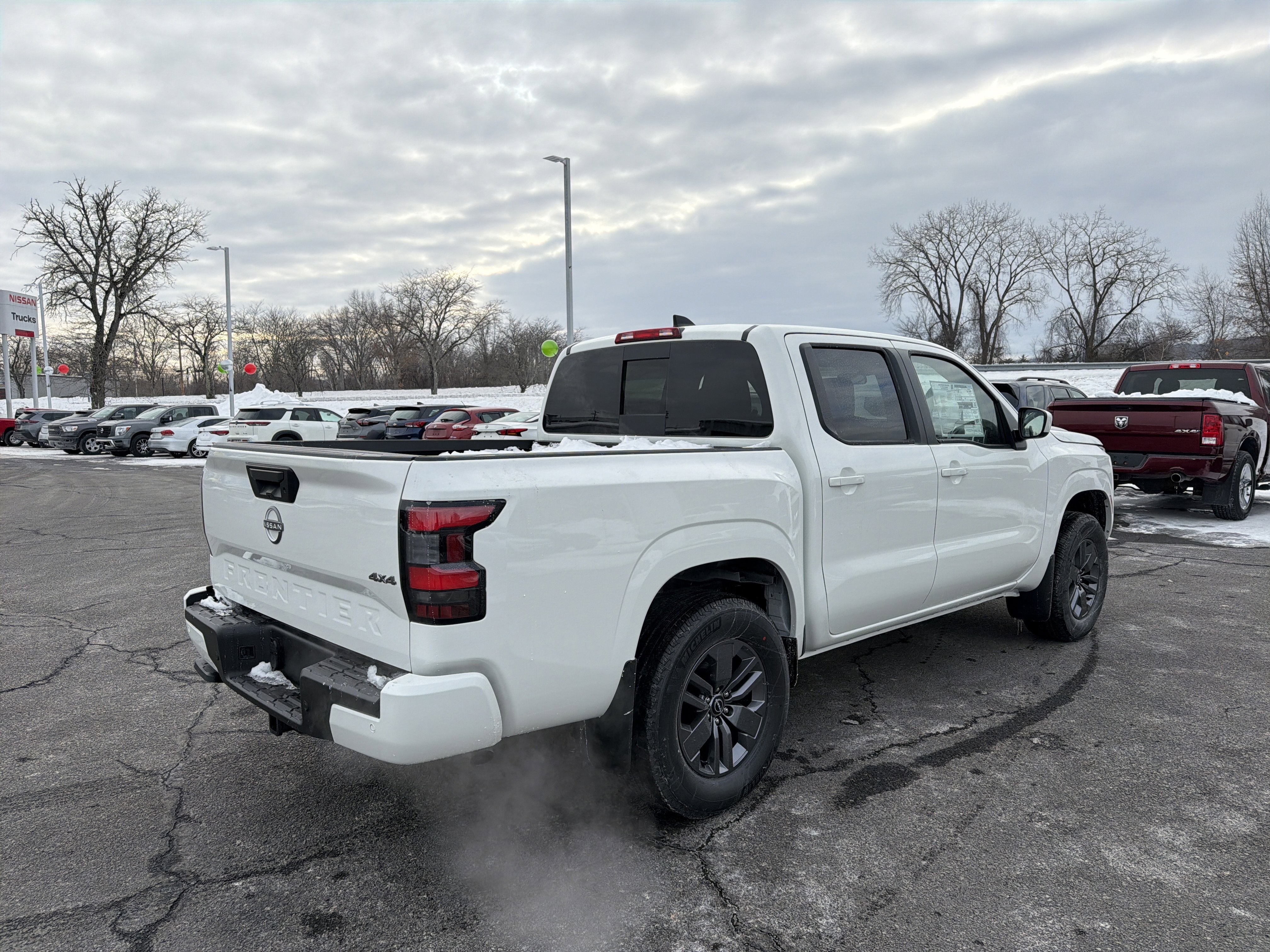 2026 Nissan Frontier SV