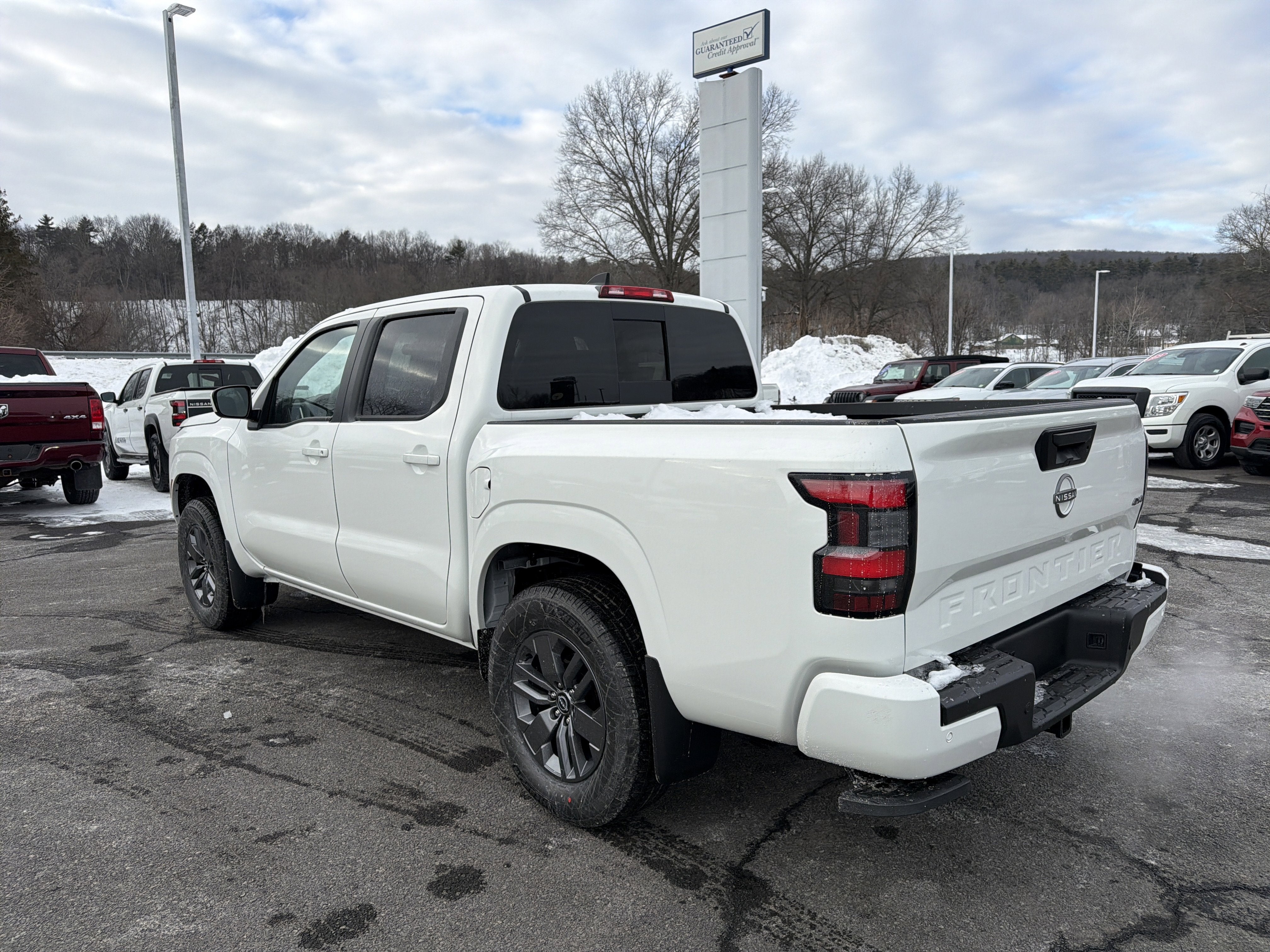 2026 Nissan Frontier SV