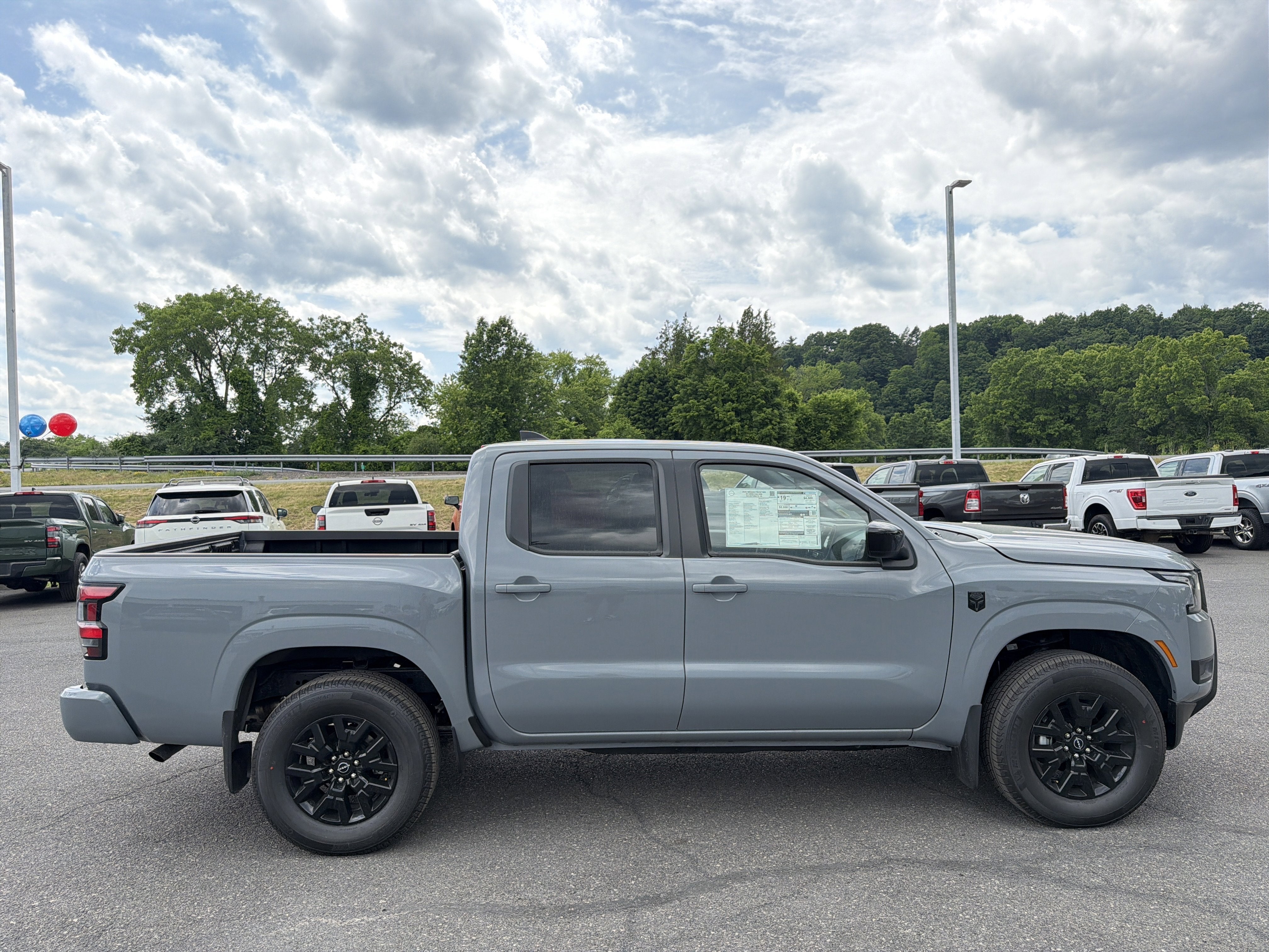 2026 Nissan Frontier SV