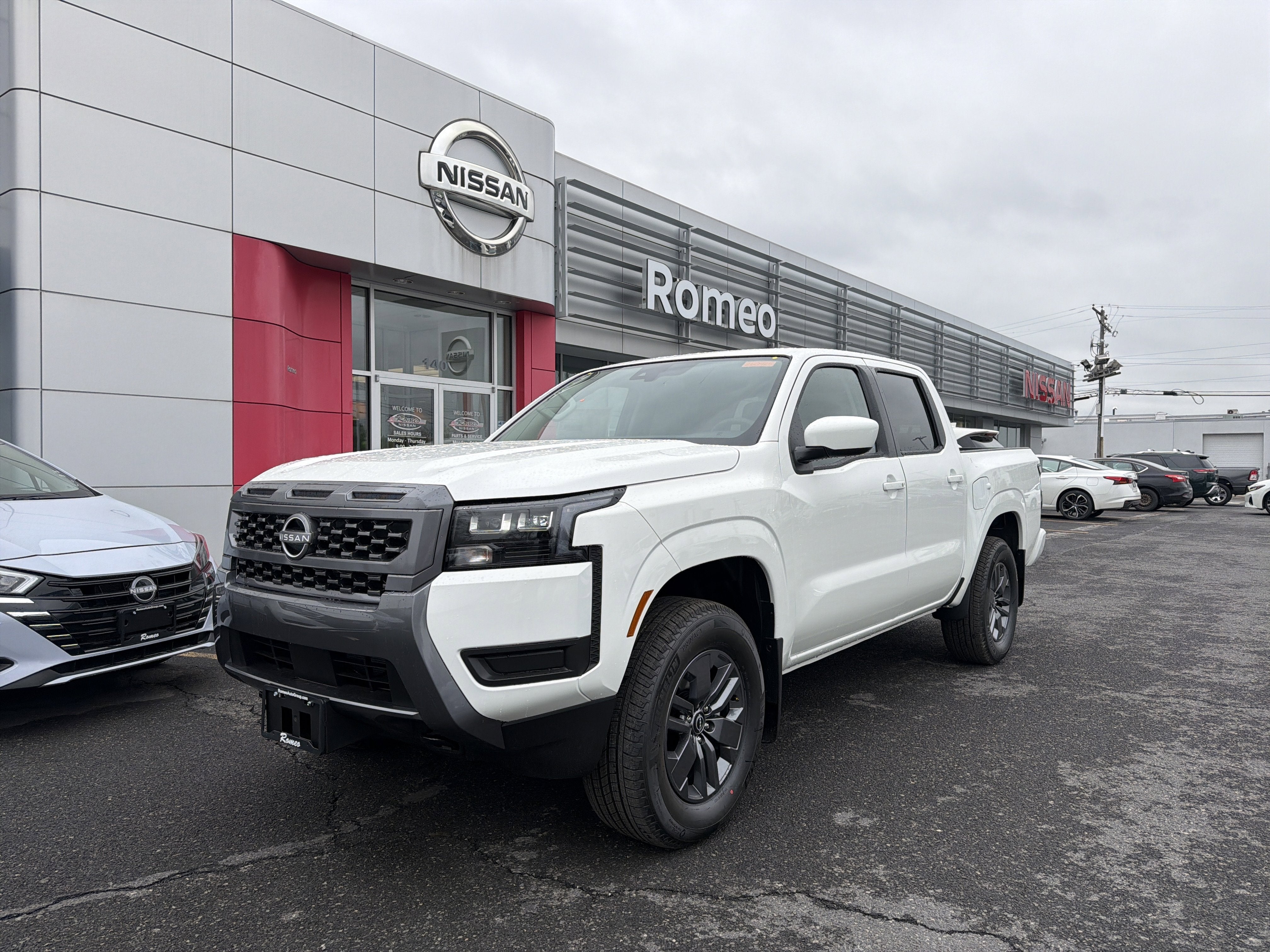 2026 Nissan Frontier SV