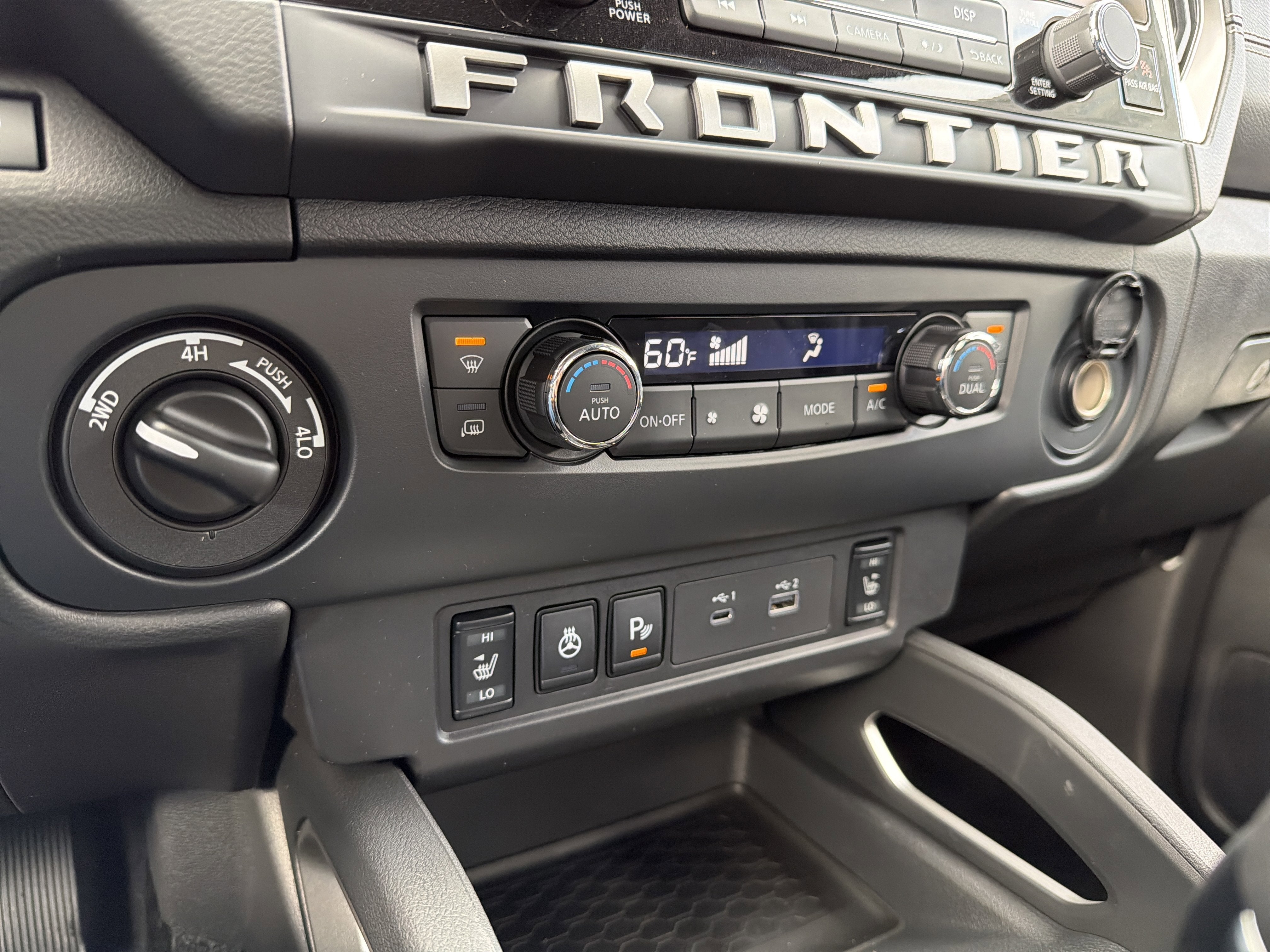 2026 Nissan Frontier SV