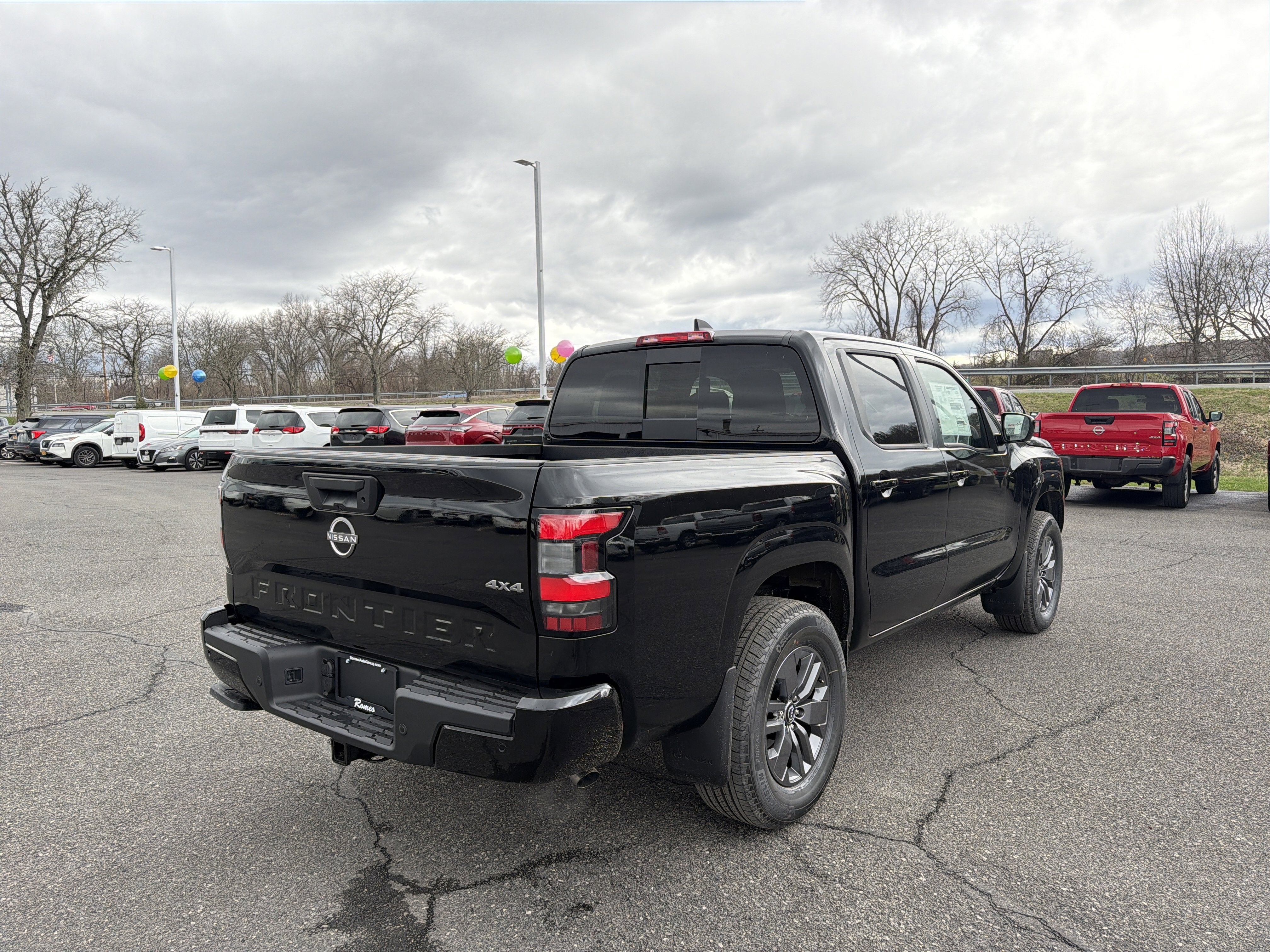 2026 Nissan Frontier SV