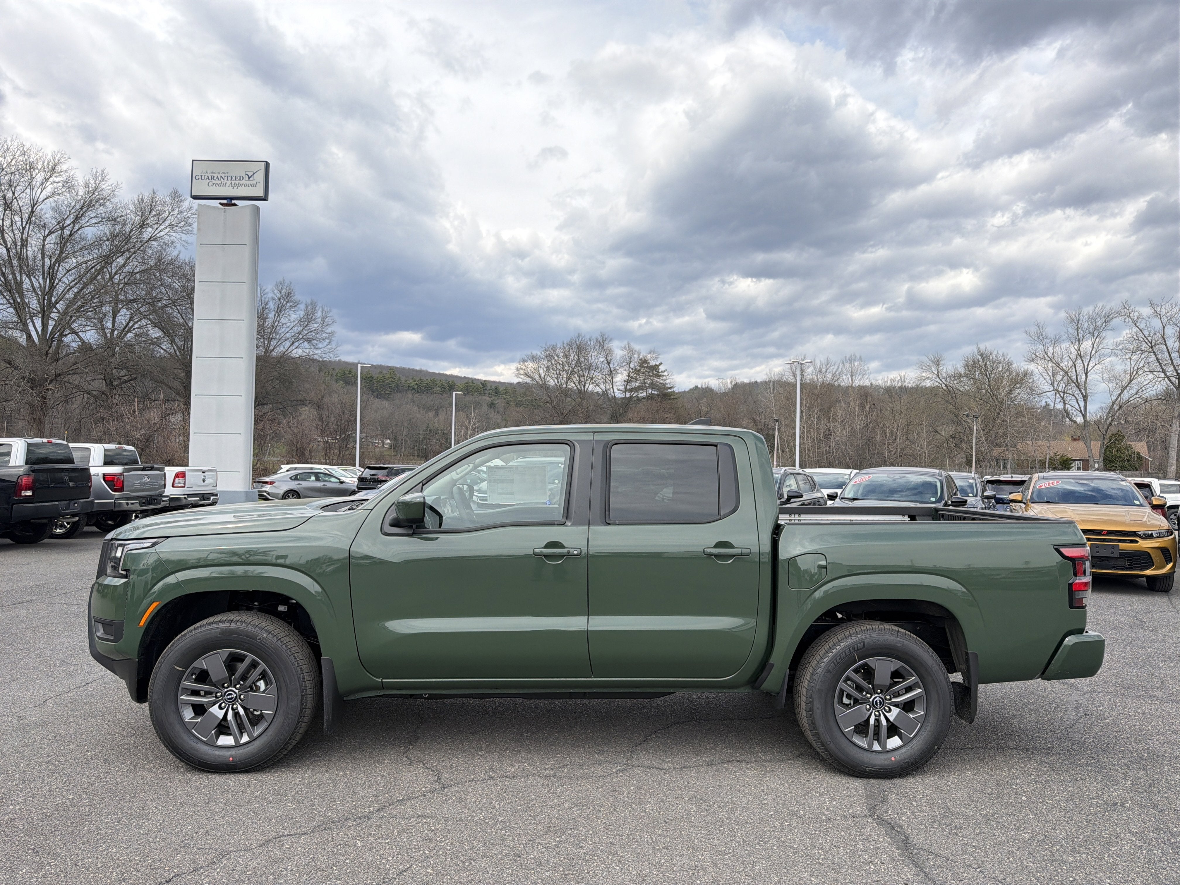 2026 Nissan Frontier SV