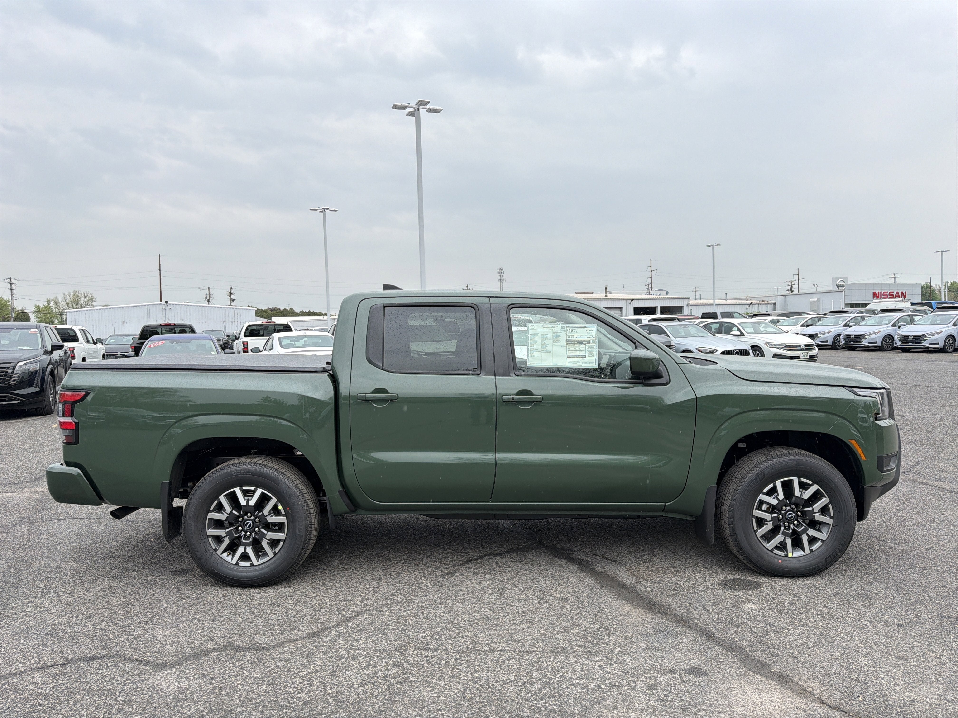 2026 Nissan Frontier SV