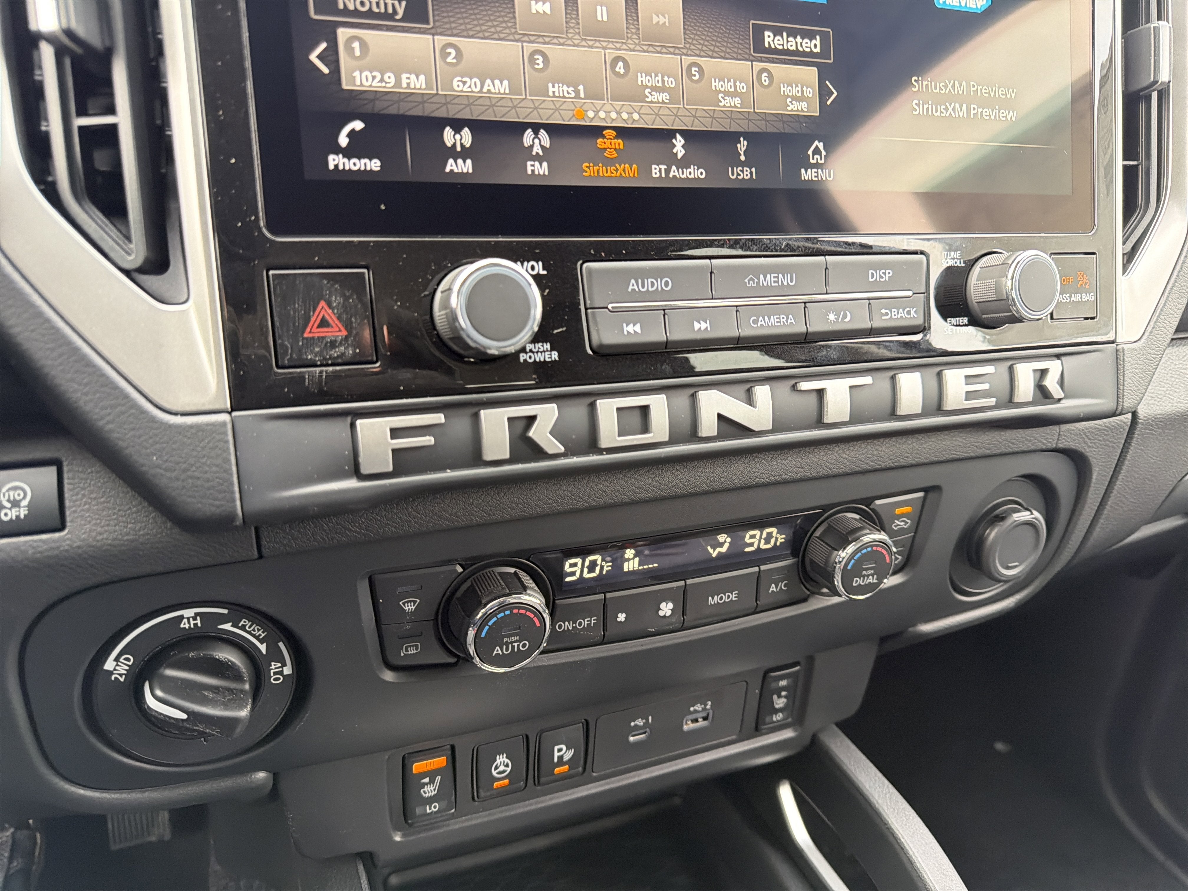 2026 Nissan Frontier SV