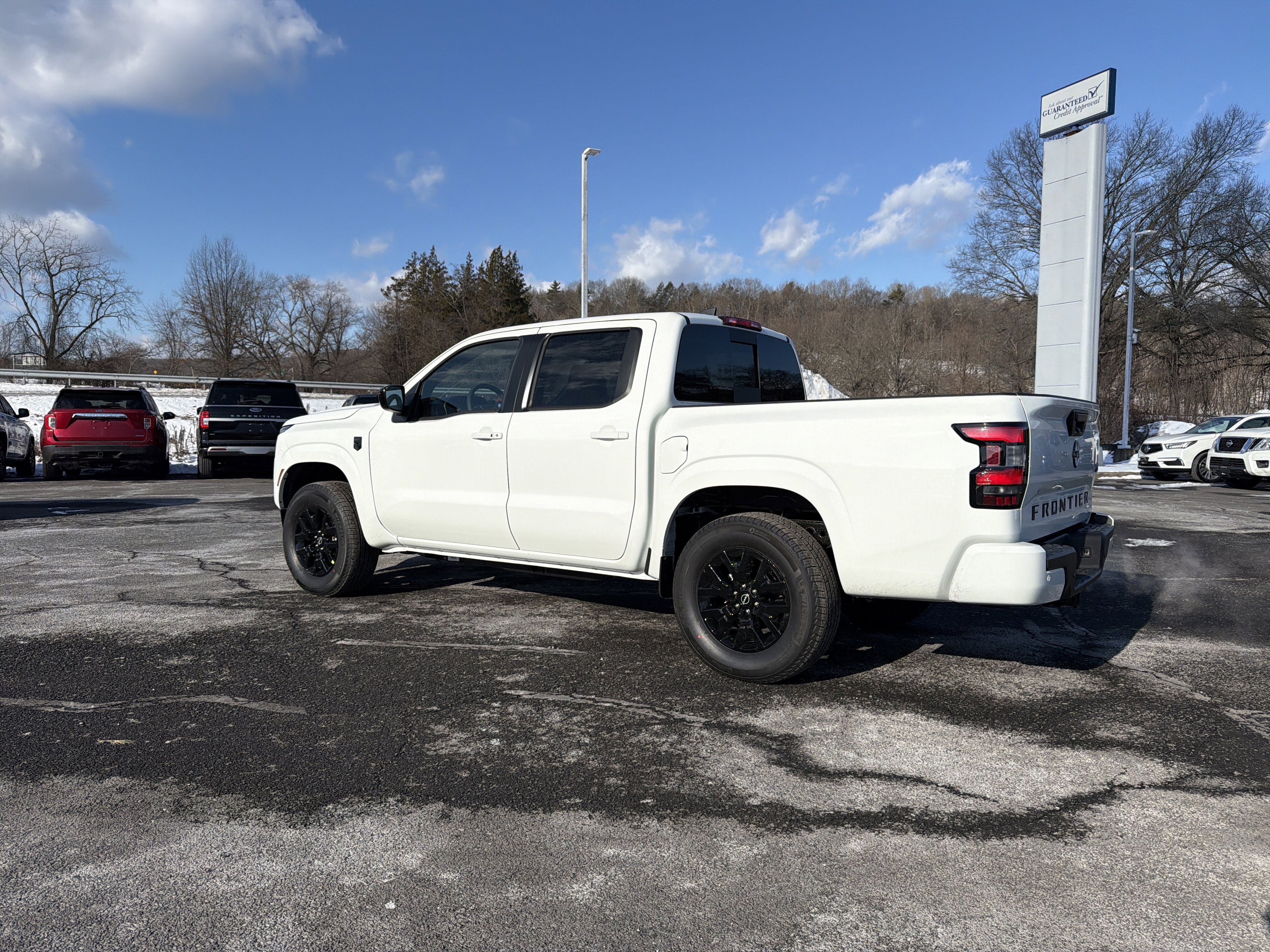 2026 Nissan Frontier SV