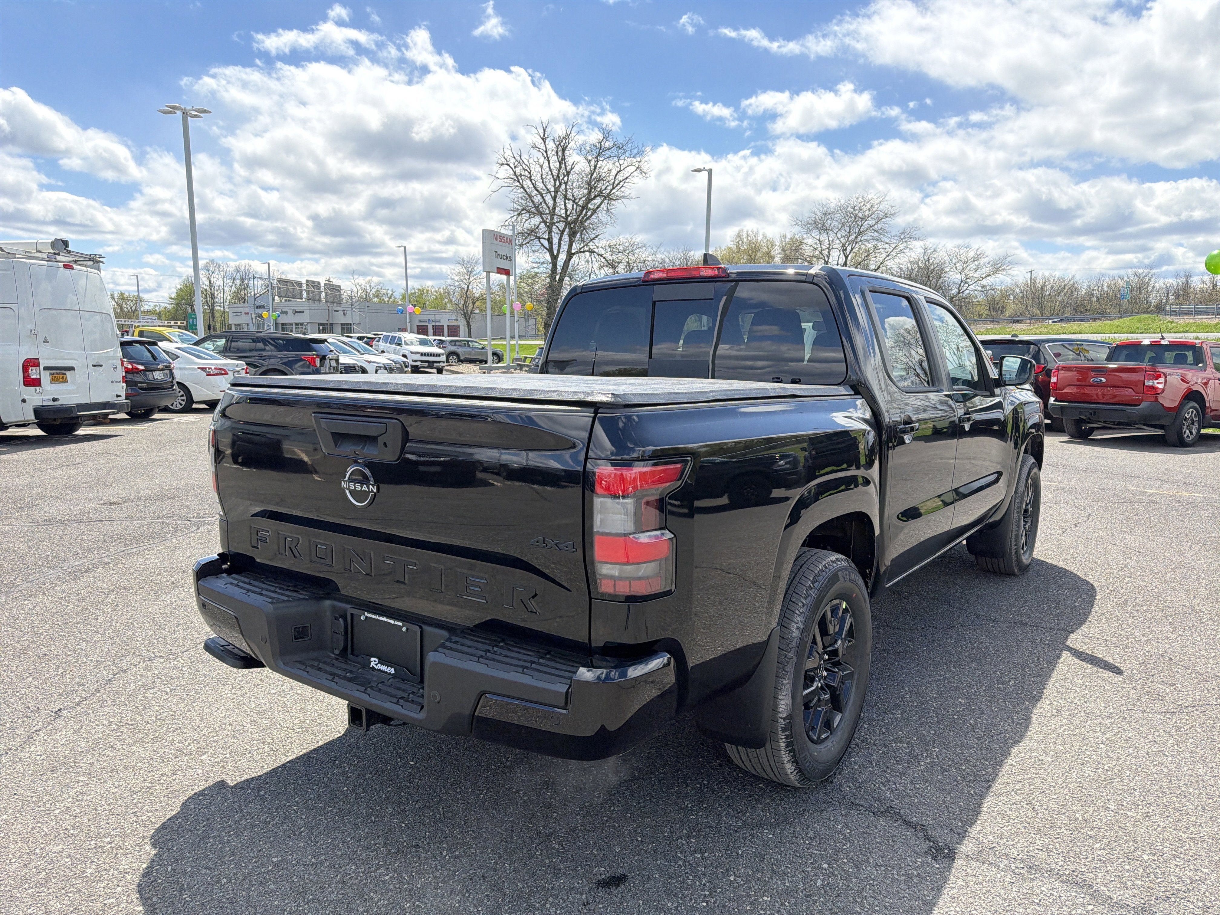 2026 Nissan Frontier SV