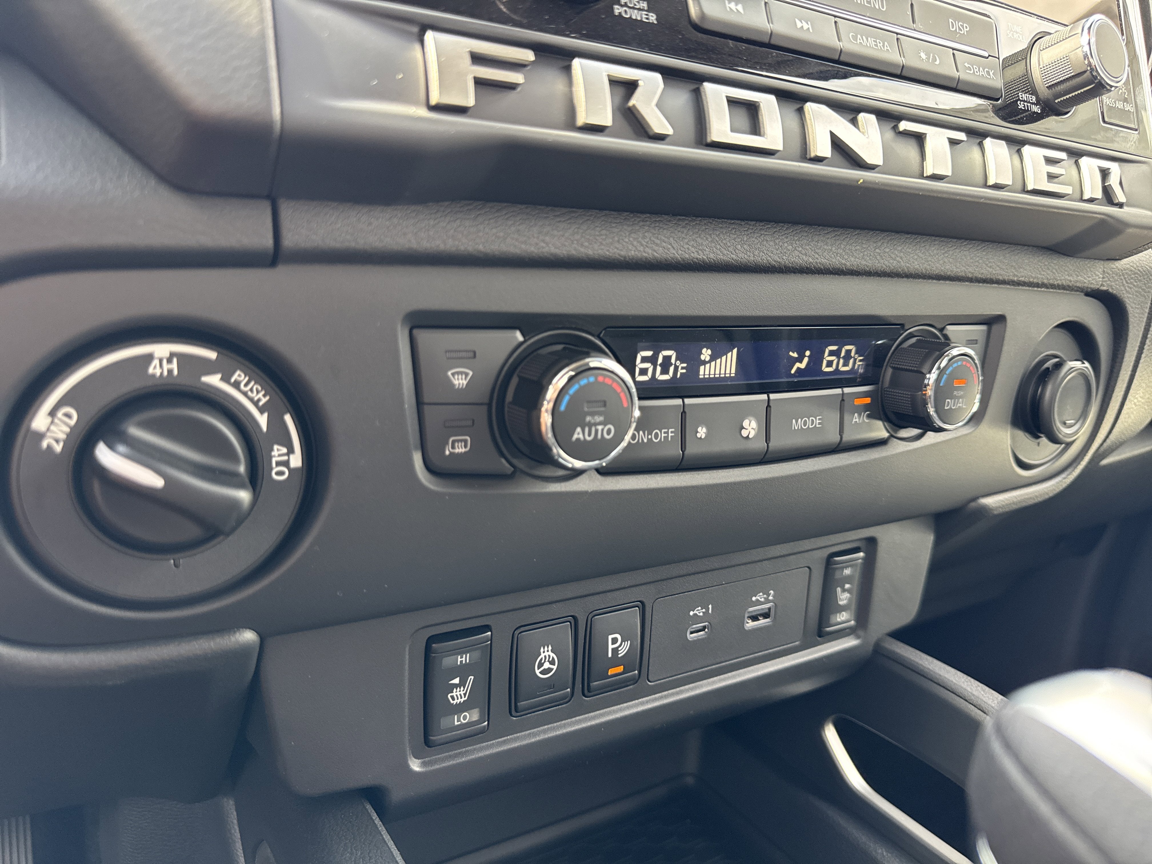 2026 Nissan Frontier SV