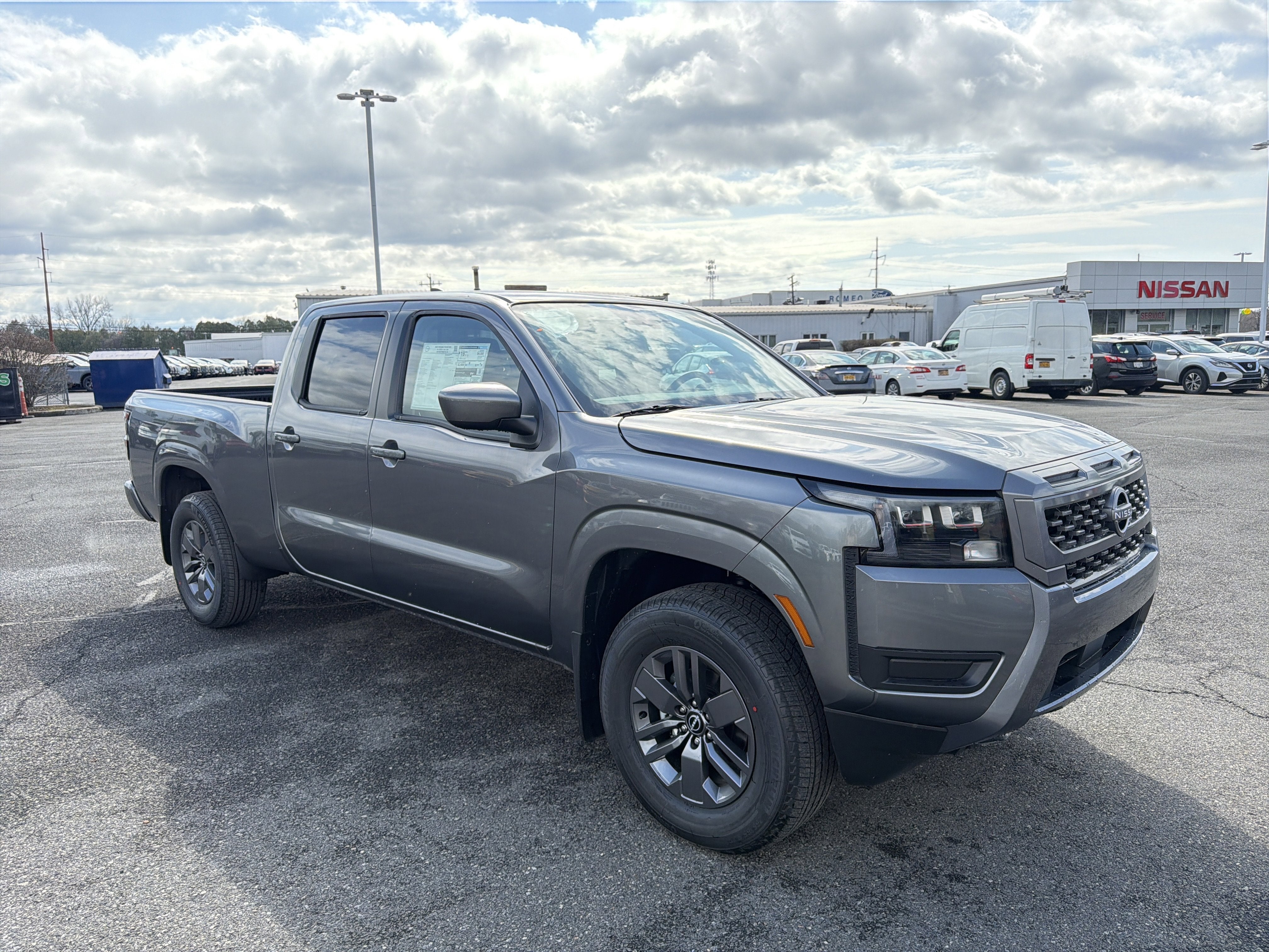 2026 Nissan Frontier SV