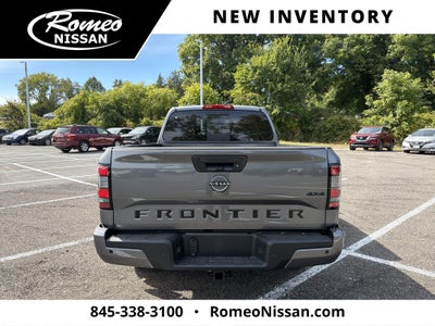 2027 Nissan Frontier SV