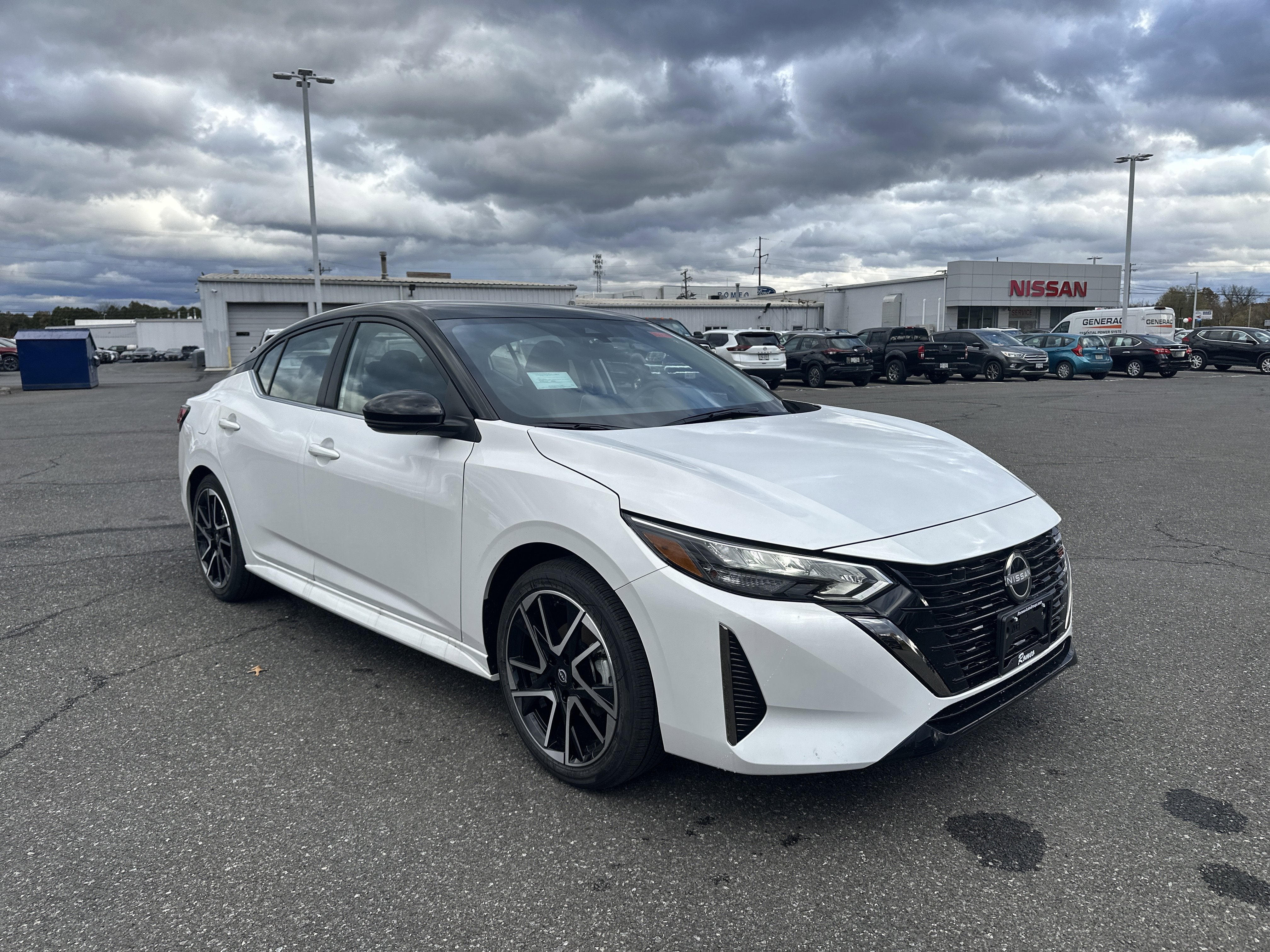 2025 Nissan Sentra SR