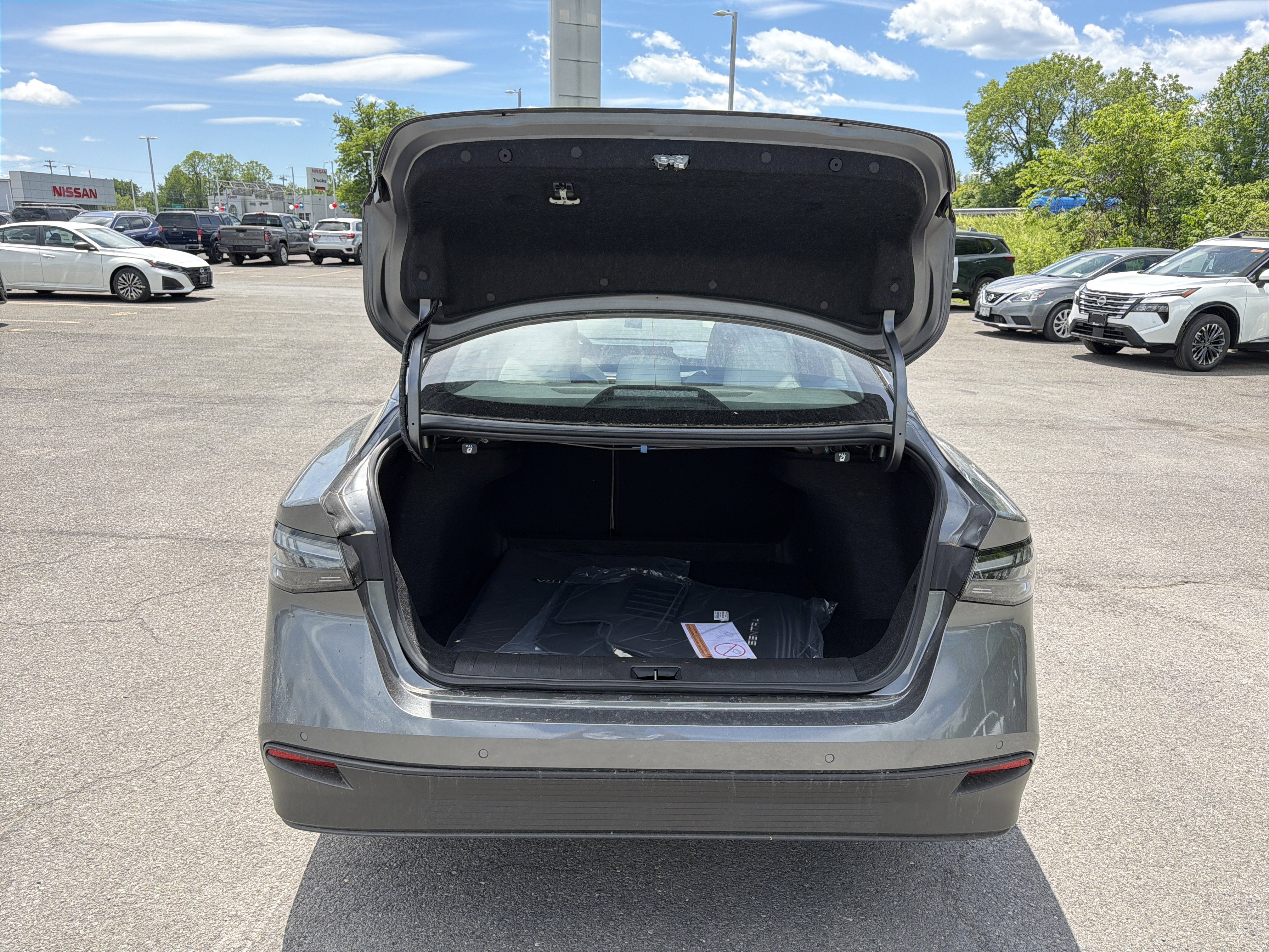 2026 Nissan Sentra SL