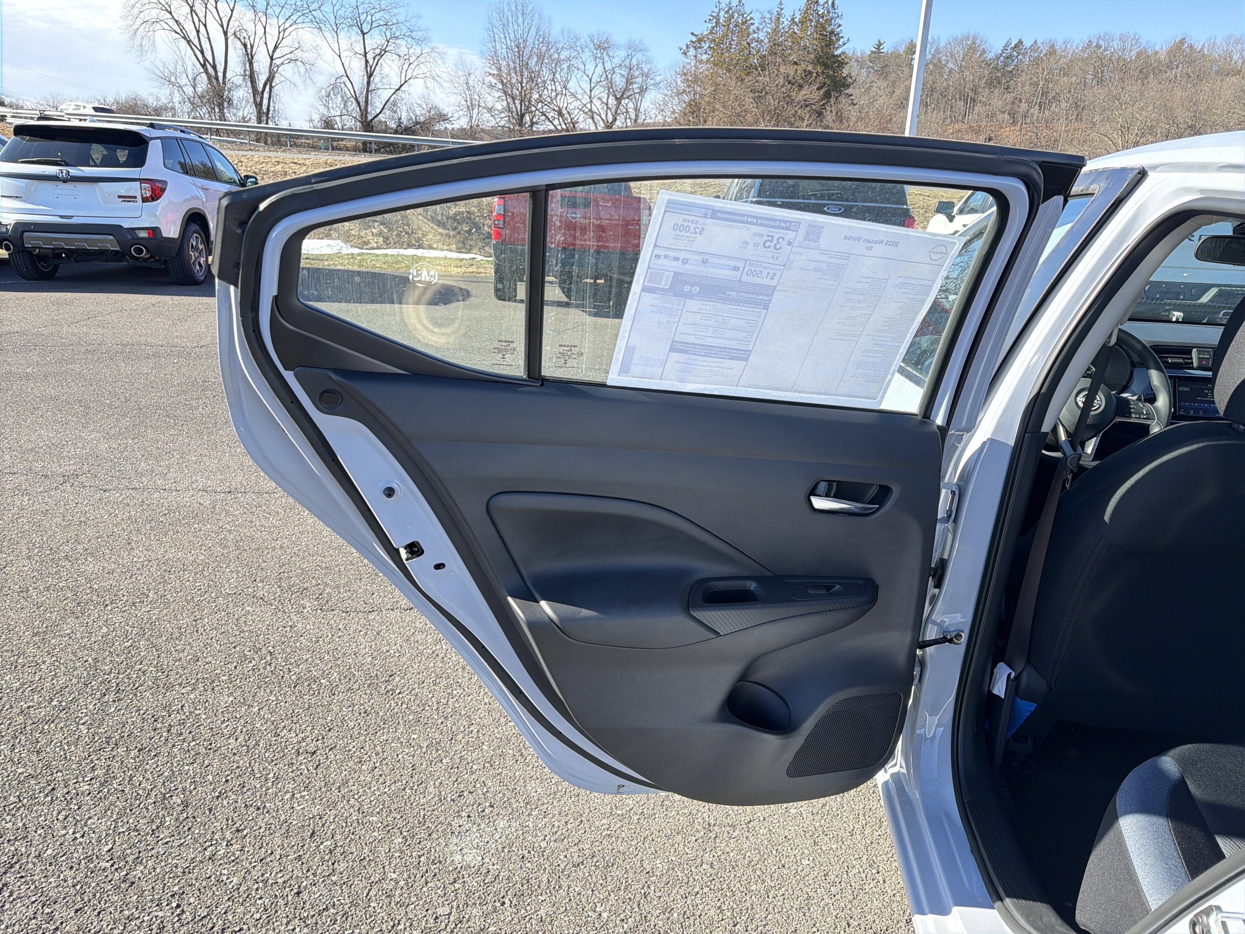 2025 Nissan Versa SV