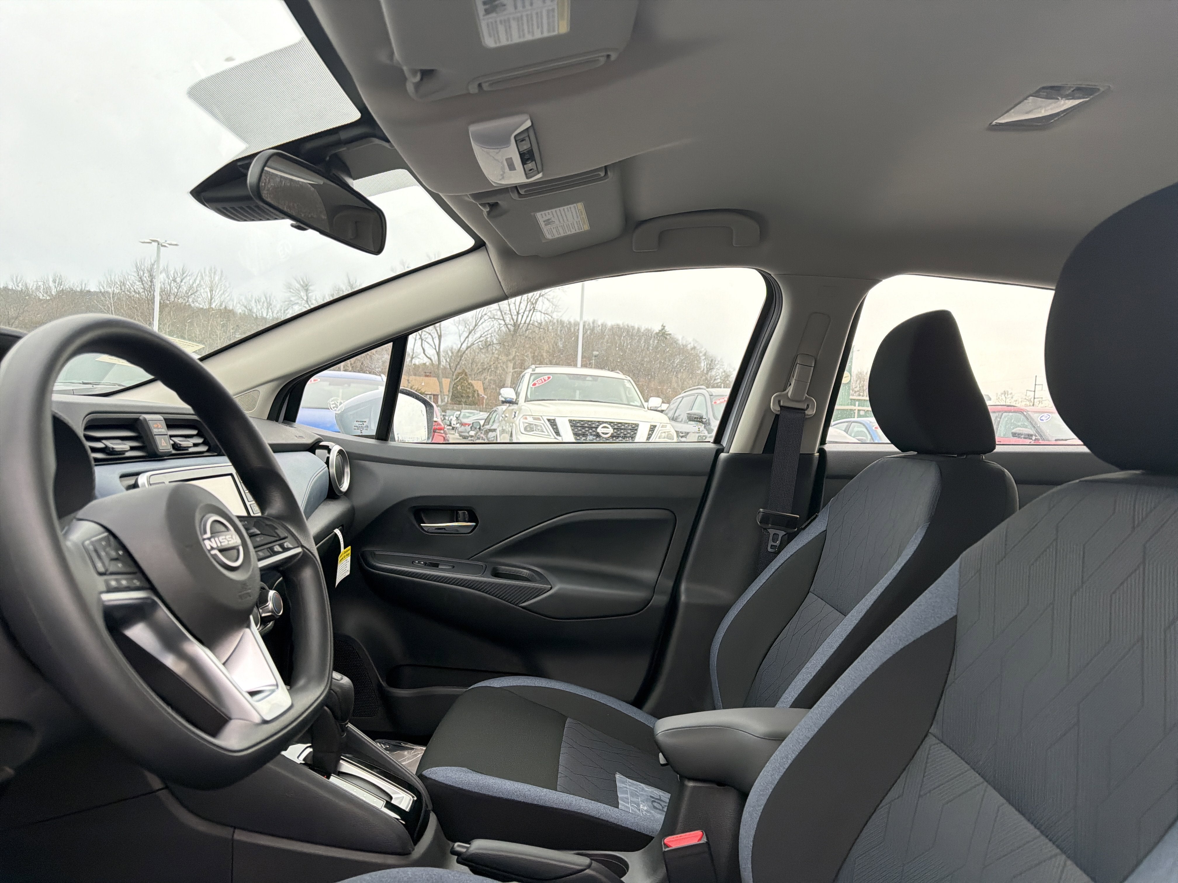 2025 Nissan Versa SV