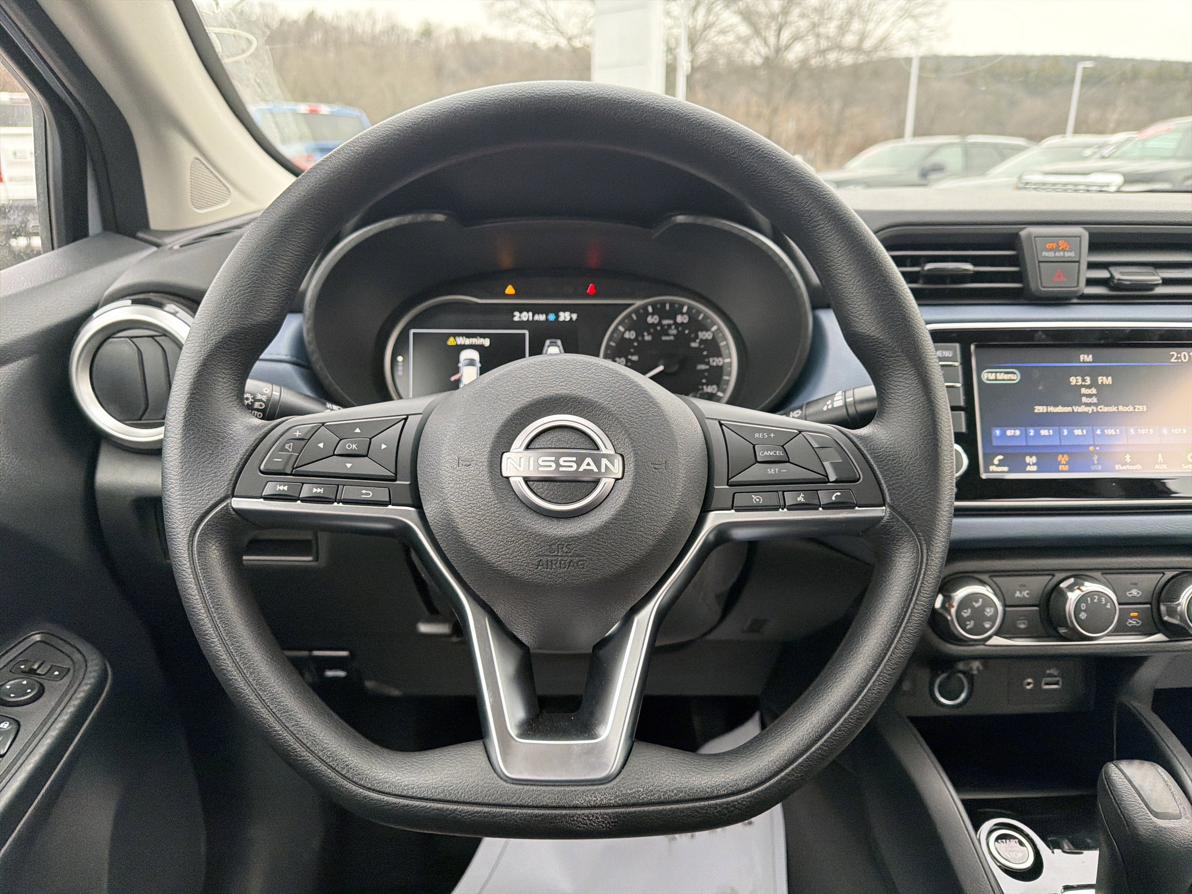 2025 Nissan Versa SV